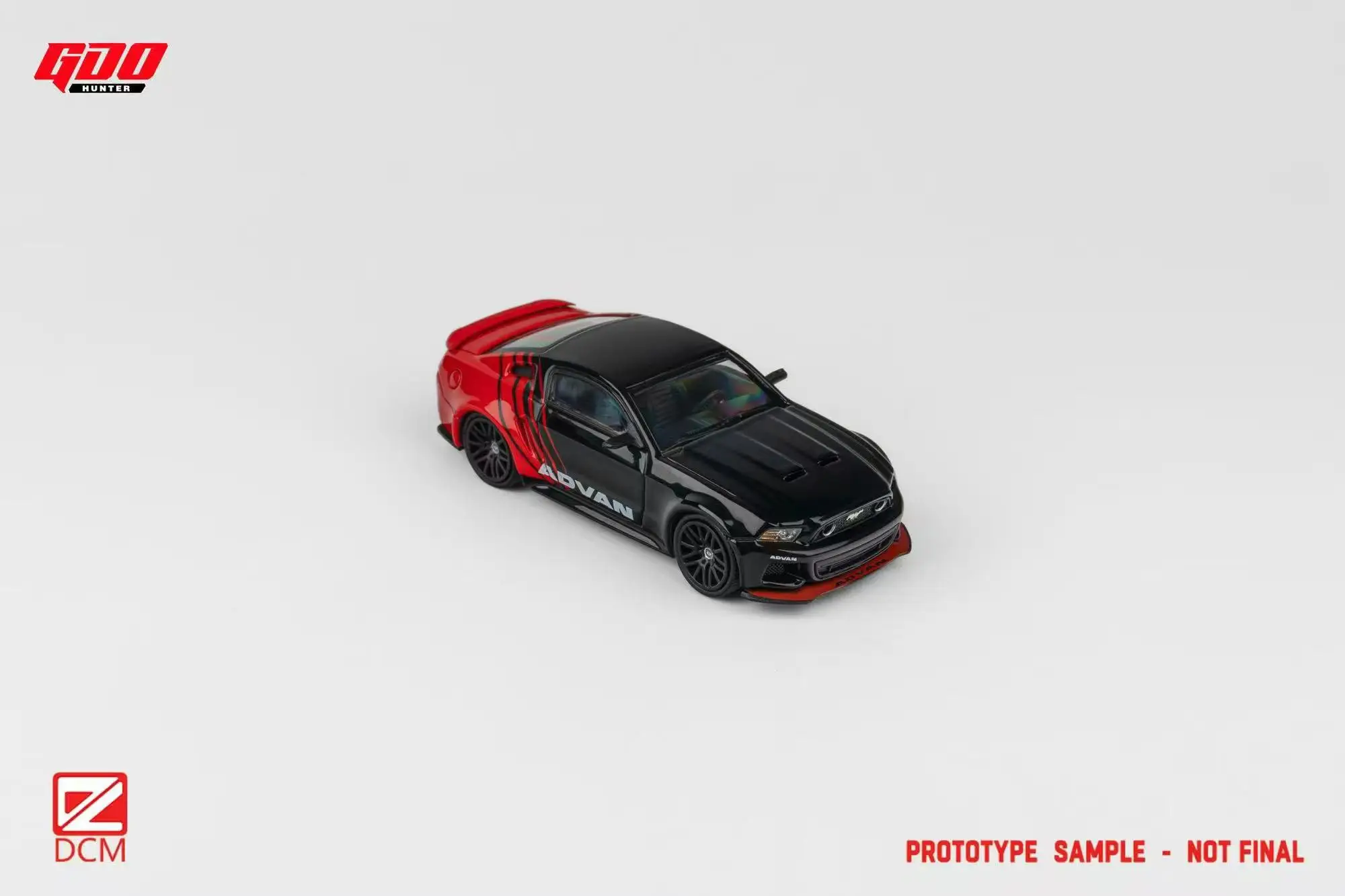 

**Предзаказ **GDO Hunter x DCM 1:64 Mustang Block43/Avan Литая под давлением модель автомобиля