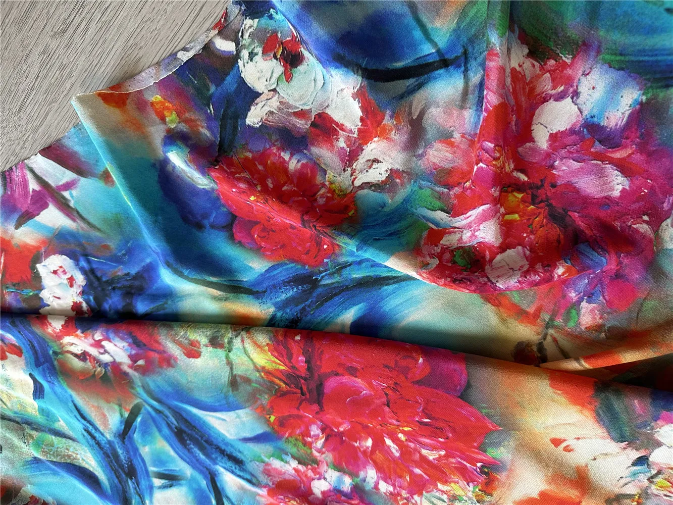 1 meter 100% Mulberry Silk 15 momme Crepe Silk Fabric Oil-Painting Printed 114cm 44\