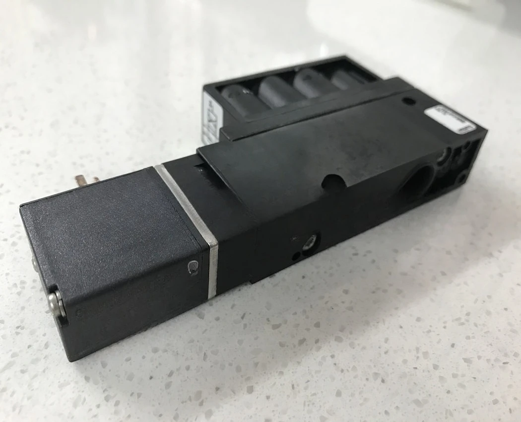 00151411 Magnetventil 5470G 4,0