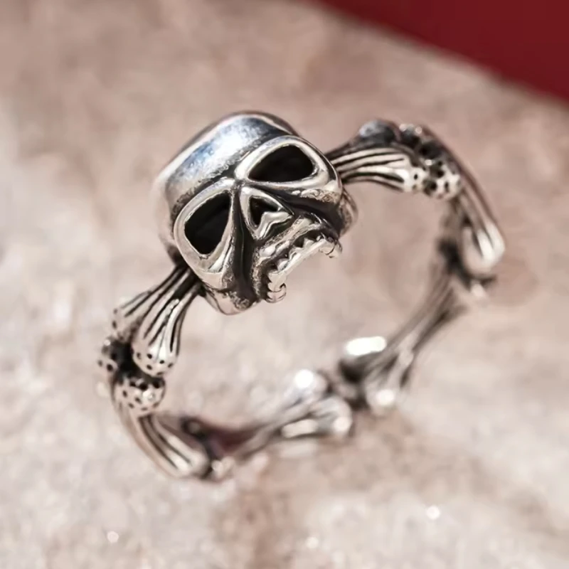 Terrifying Skull Design Ring for Women Individualistic Punk Style Vintage Silver Color Jewelry Charming Party Accessories