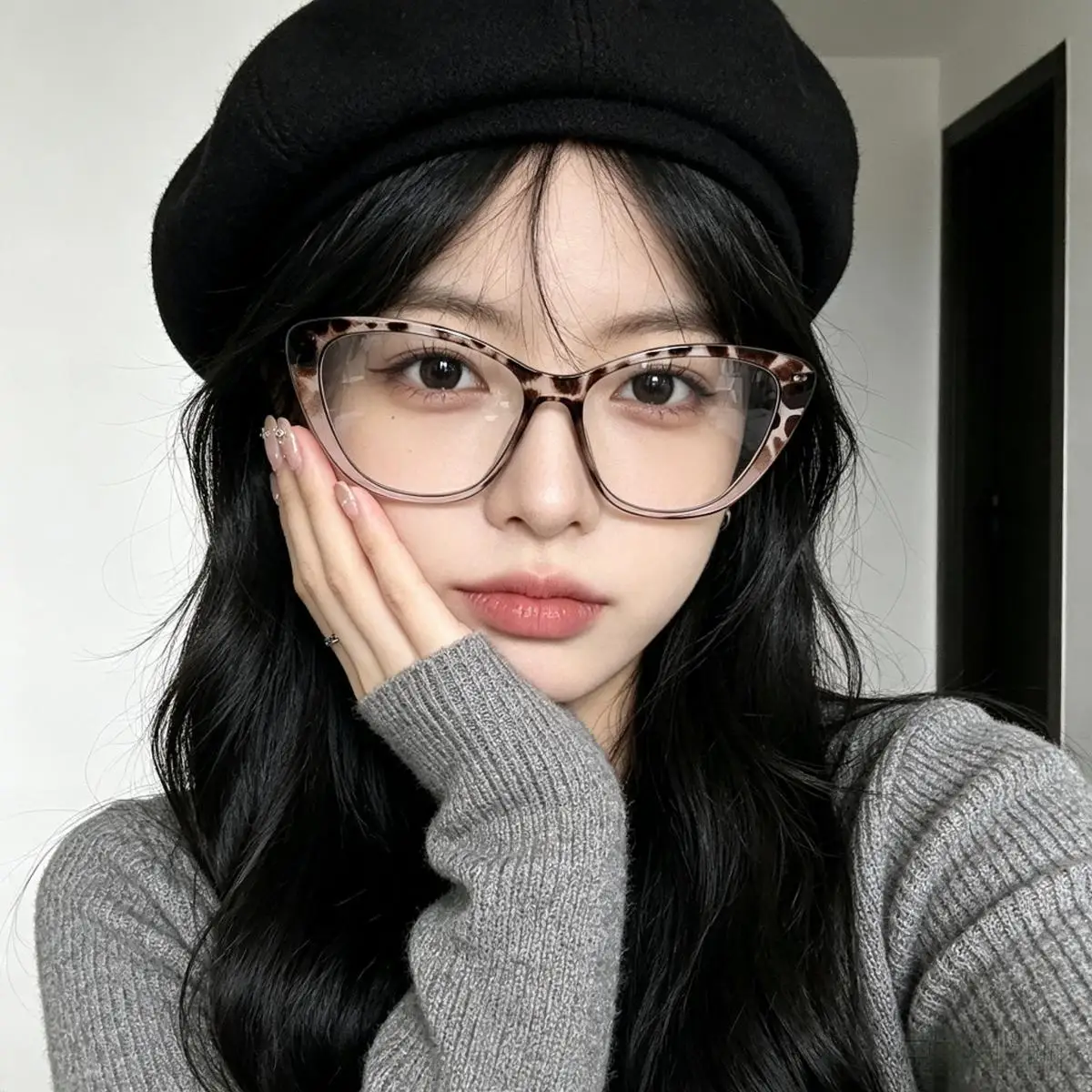 Women's Auto Focus Cat-Eye Presbyopia Glasses Anti-Blue Light High Definition Smart Reading Glasses Fashion Neutral L66
