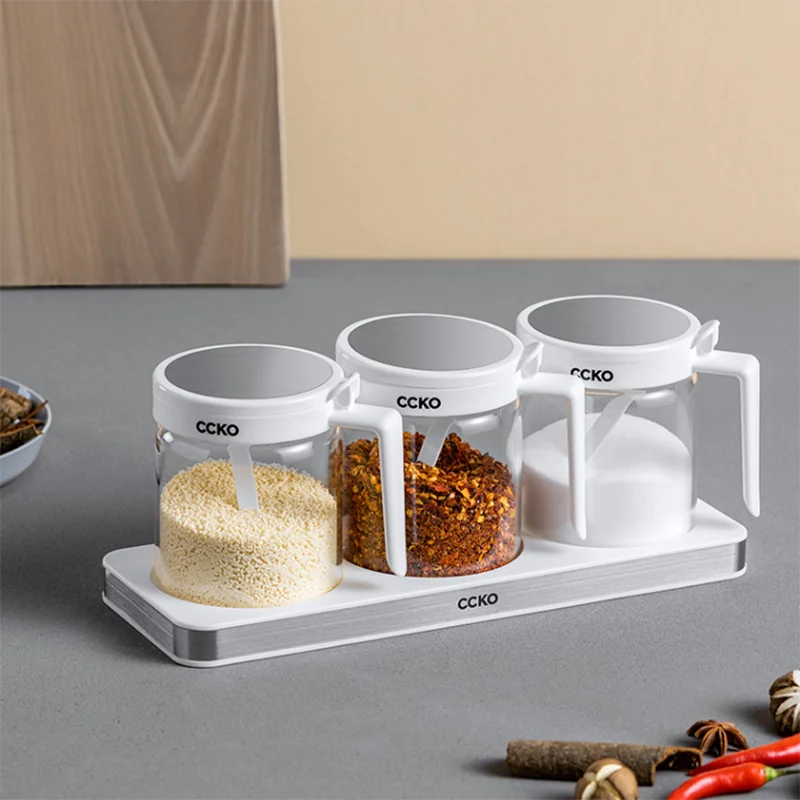 

Condiment Spice Jars Set Glass with Lid Salt and Pepper Shakers Sugar Container with Spoon Kruiden Organizer Kitchen Accessories