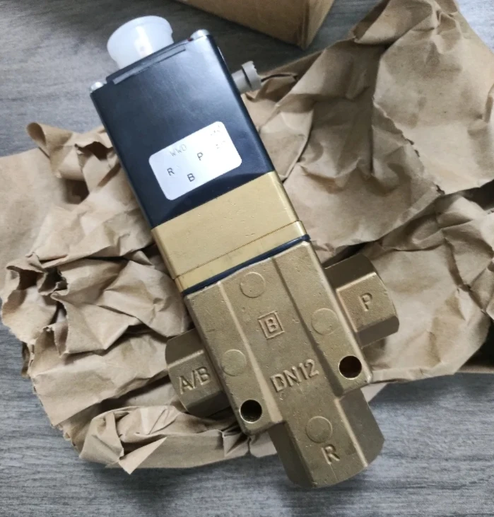 

2026 SPAiR-LAND Solenoid Valve 644005201 for Boge Air Compressor Parts Metal 1 Year Warranty