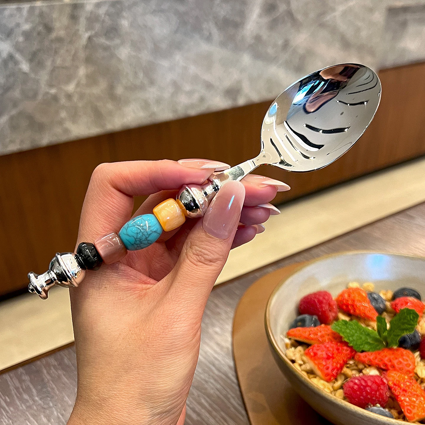 Retro Edelstahl Westlichen Lebensmittel Messer Gabel Löffel Kreative Kuchen Dessert Löffel Obst Gabel Besteck Geschirr Küche Zubehör