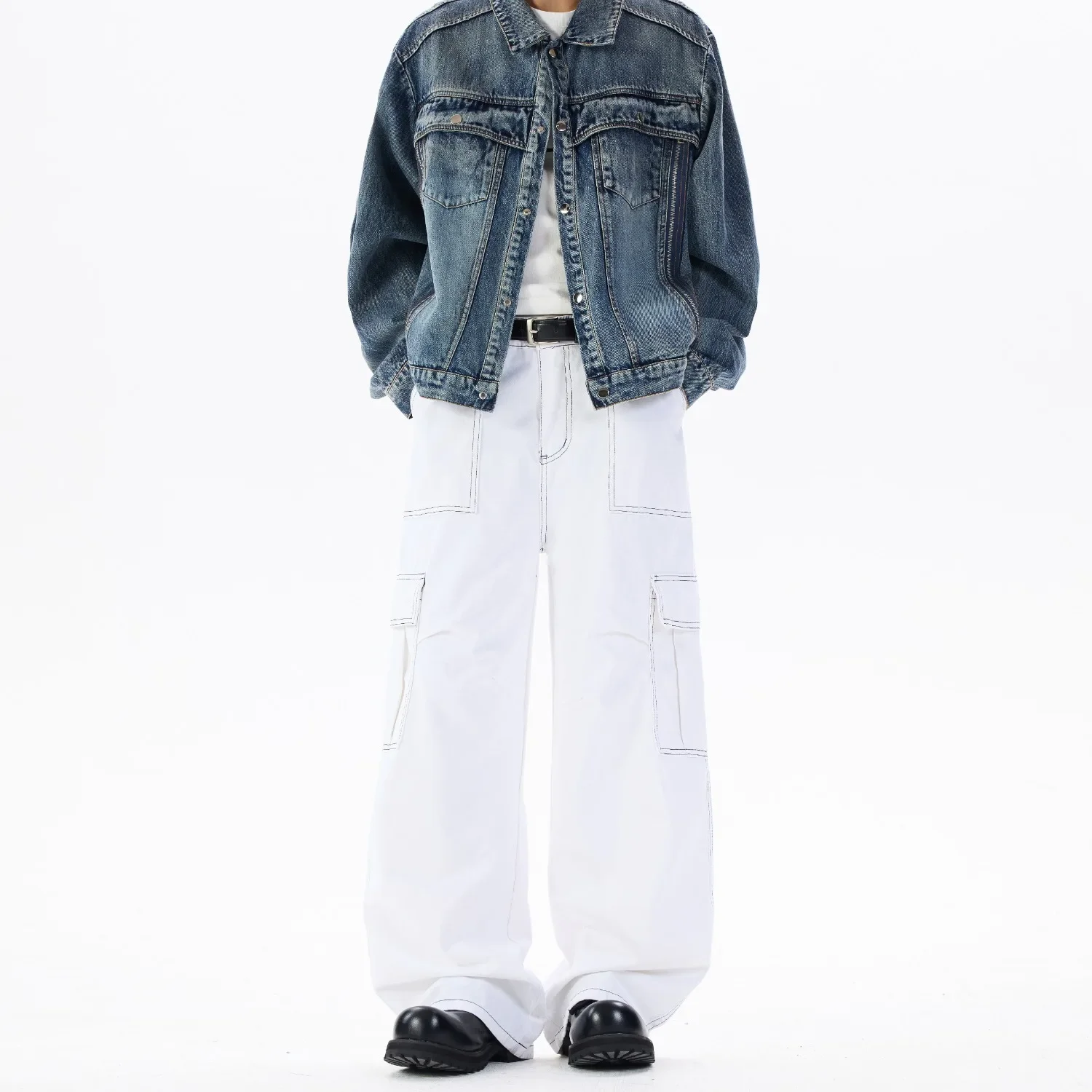 Men's Japanese Streetwear Jeans Loose Straight Leg Vintage Denim Pants Minimalist Casual Baggy Trousers