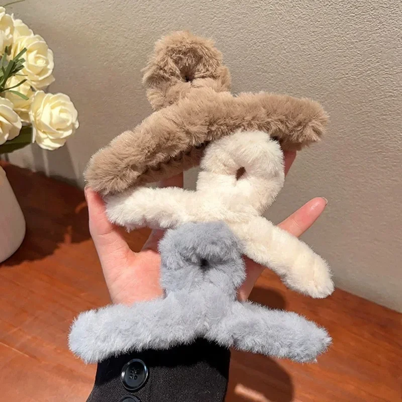 Pinza para el pelo de piel sintética para mujer, pasador de cangrejo acrílico de 11cm, horquilla, accesorios para el cabello para niña, tocado peludo, pinza para el pelo