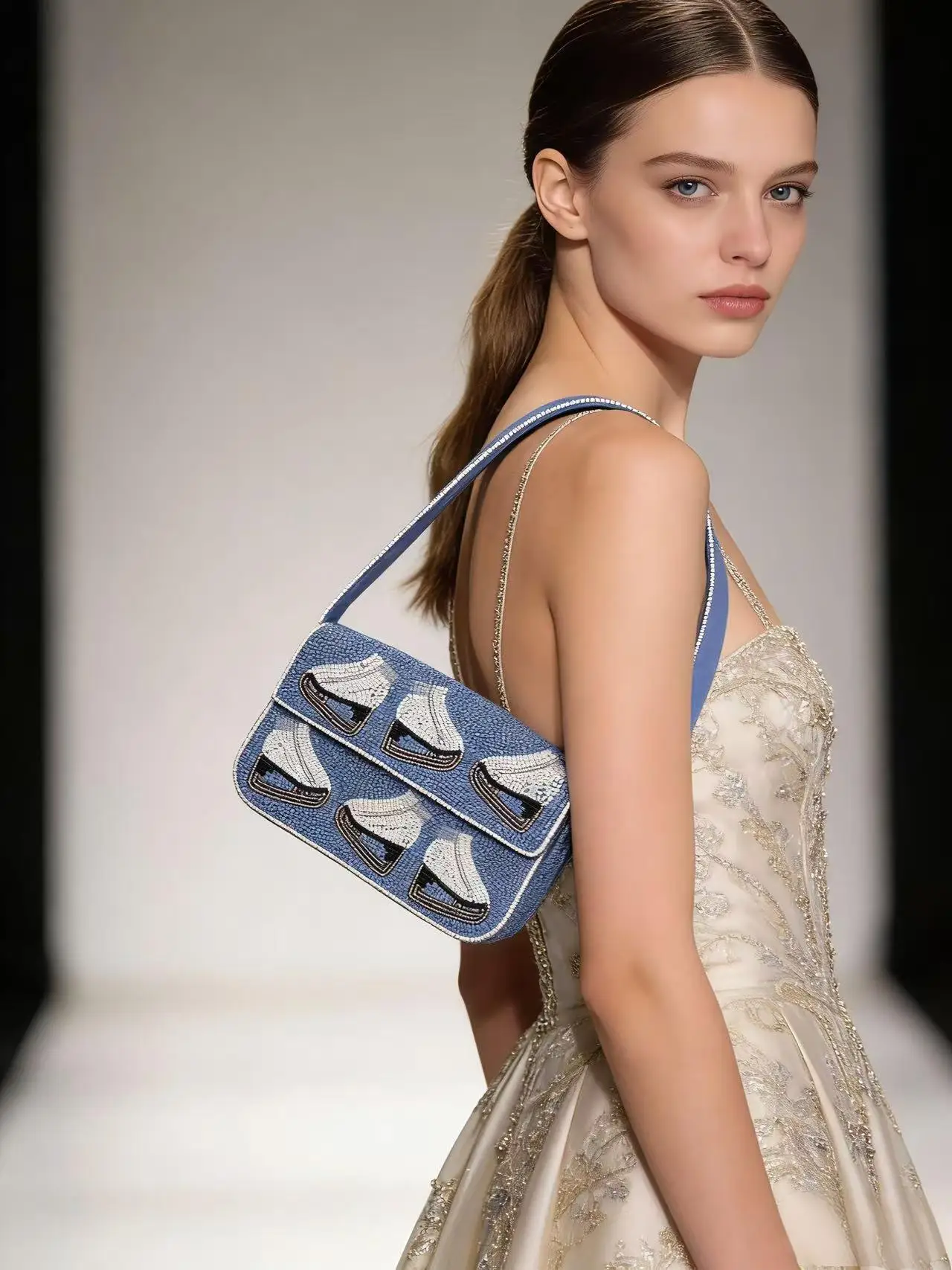 Bolso de Mano con Cuentas, Edición Animal 2026, Bordado, Moderno, Tipo Clutch, Mini Bolso de Hombro para Mujer, Regalos