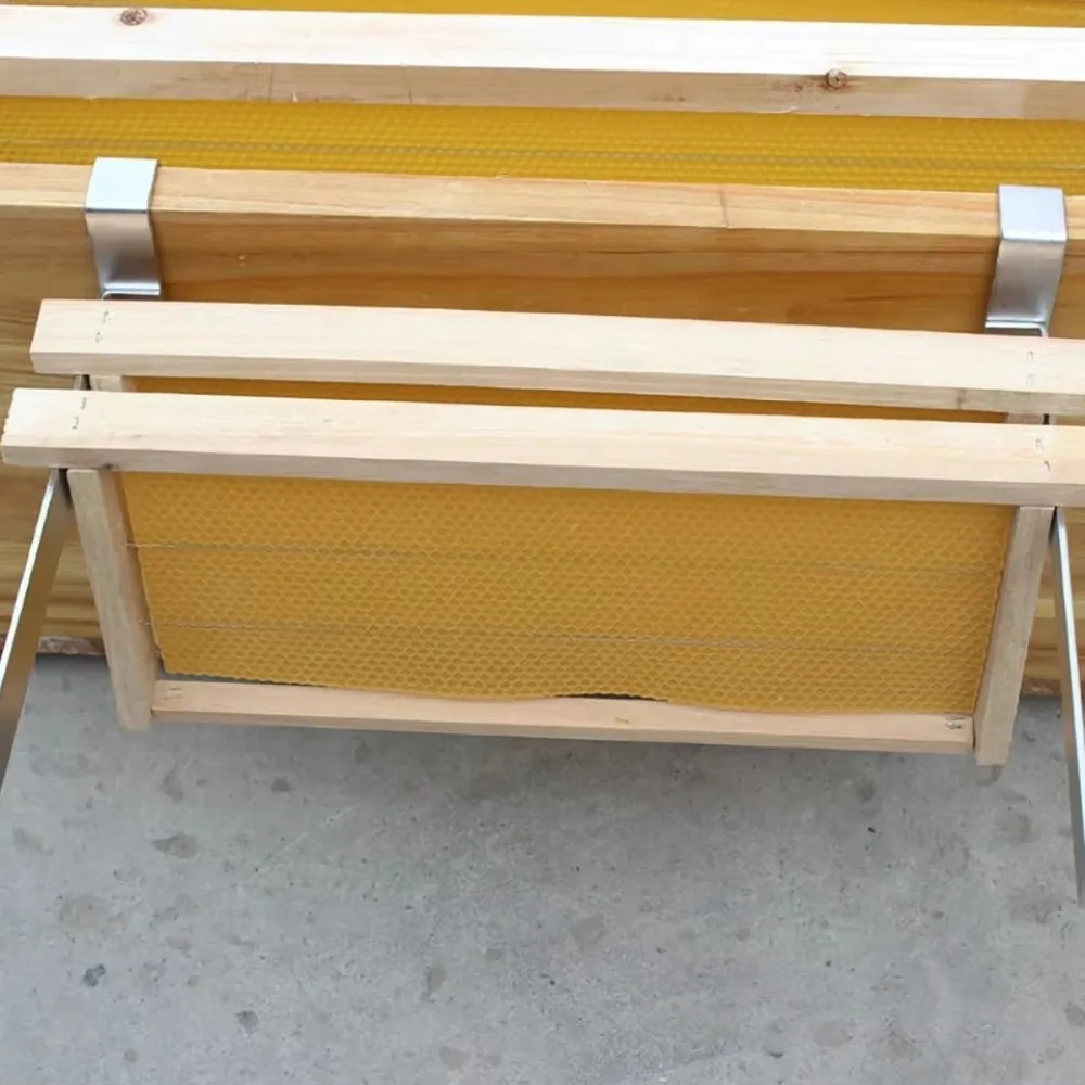 2pcs Stainless Steel Beehive Frame Holder Rustproof Multifunctional Beehive Support Rack Stable Adjustable Bee Hive Frame Grip