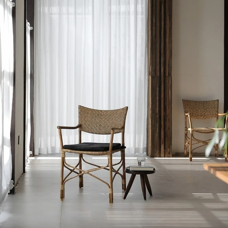 

Indonesian rattan art rattan chair wind pure handmade rattan armrest dining chair B & B hotel balcony