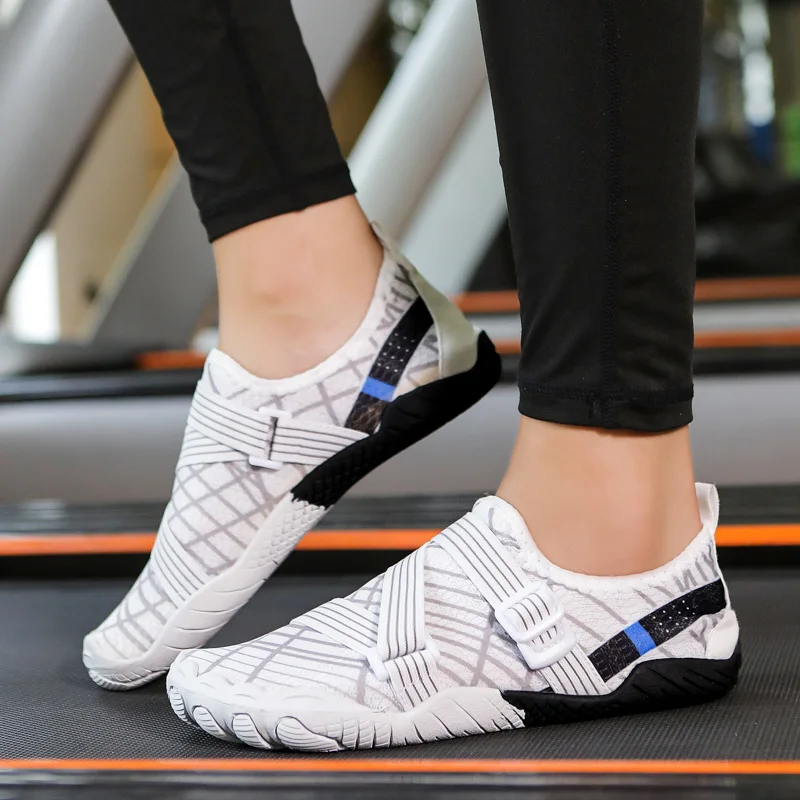 Women's Indoor Fitness Shoes Soft-Soled Shock-Absorbing Quiet Non-Slip Men's Lightweight Breathable Yoga Shoes Squat Deadlift