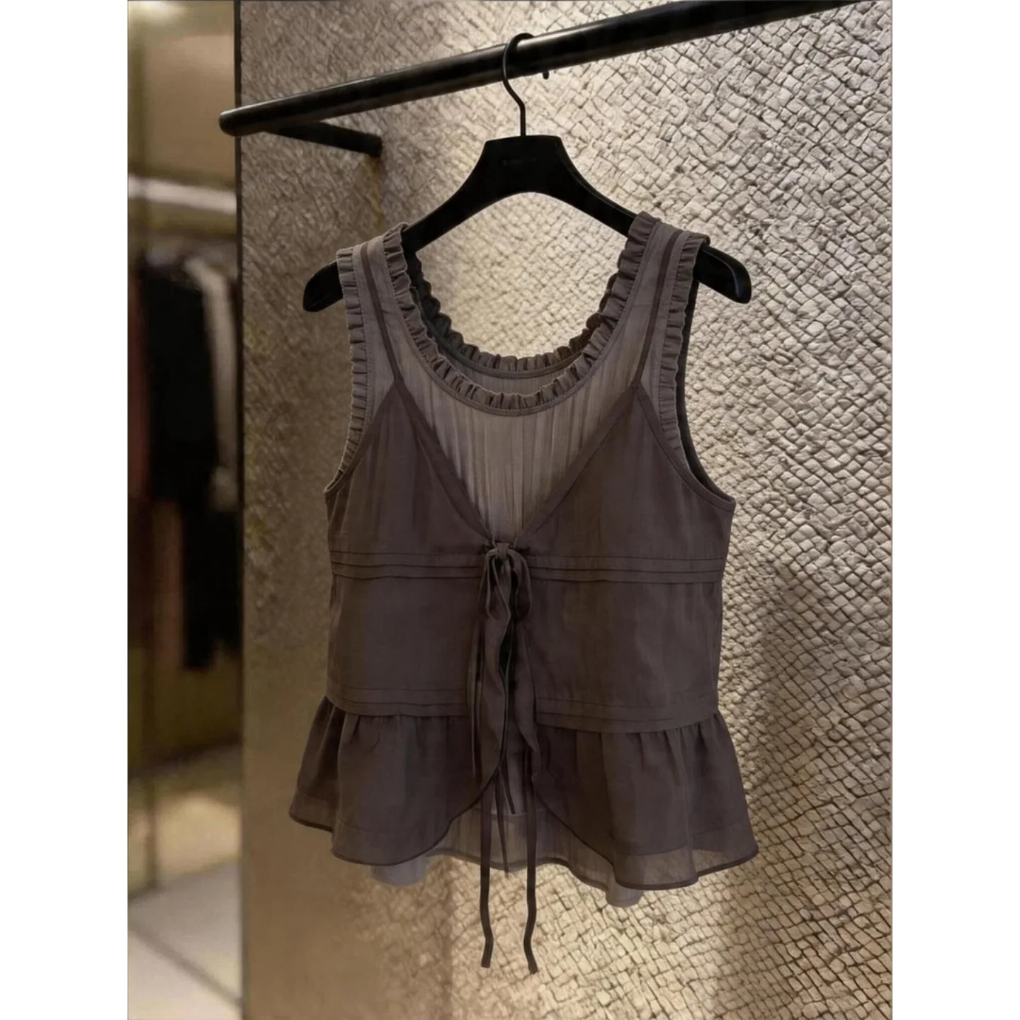 Gentle Wind Stacks Through Ruffle Leaf Edge Straps Suspenders Women's 2026 New Summer Lace Top