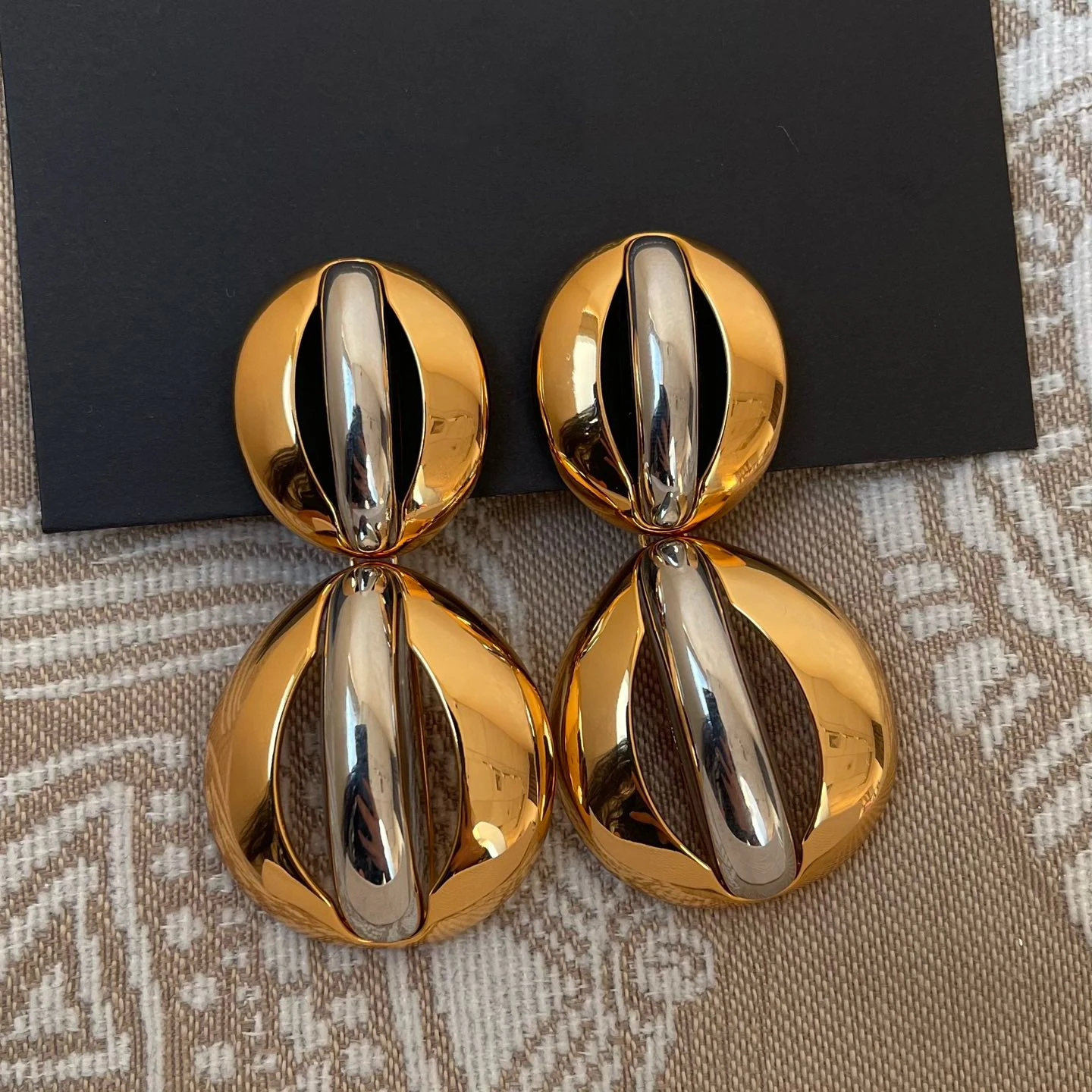 

Fashion Brand Gold Silver Double Color Top Quality Charm Earrings Ear Clip Women Glamorous Luxury Jewelry