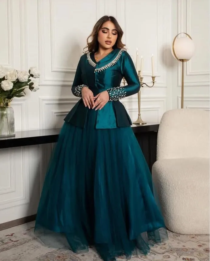 Blaugrüne blaue Jiayigong-Jersey-Abendkleider, Kristallperlen, lange Ärmel, maßgeschneidert, A-Linie, Saudi-Abschlussball, formelles Kleidungsstück