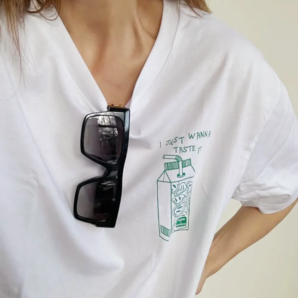 I Just Wanna Taste It Cute Pocket Printing White T Shirts Unisex Men Women Loose Cotton Tops Summer Short Sleeve Casual Tees