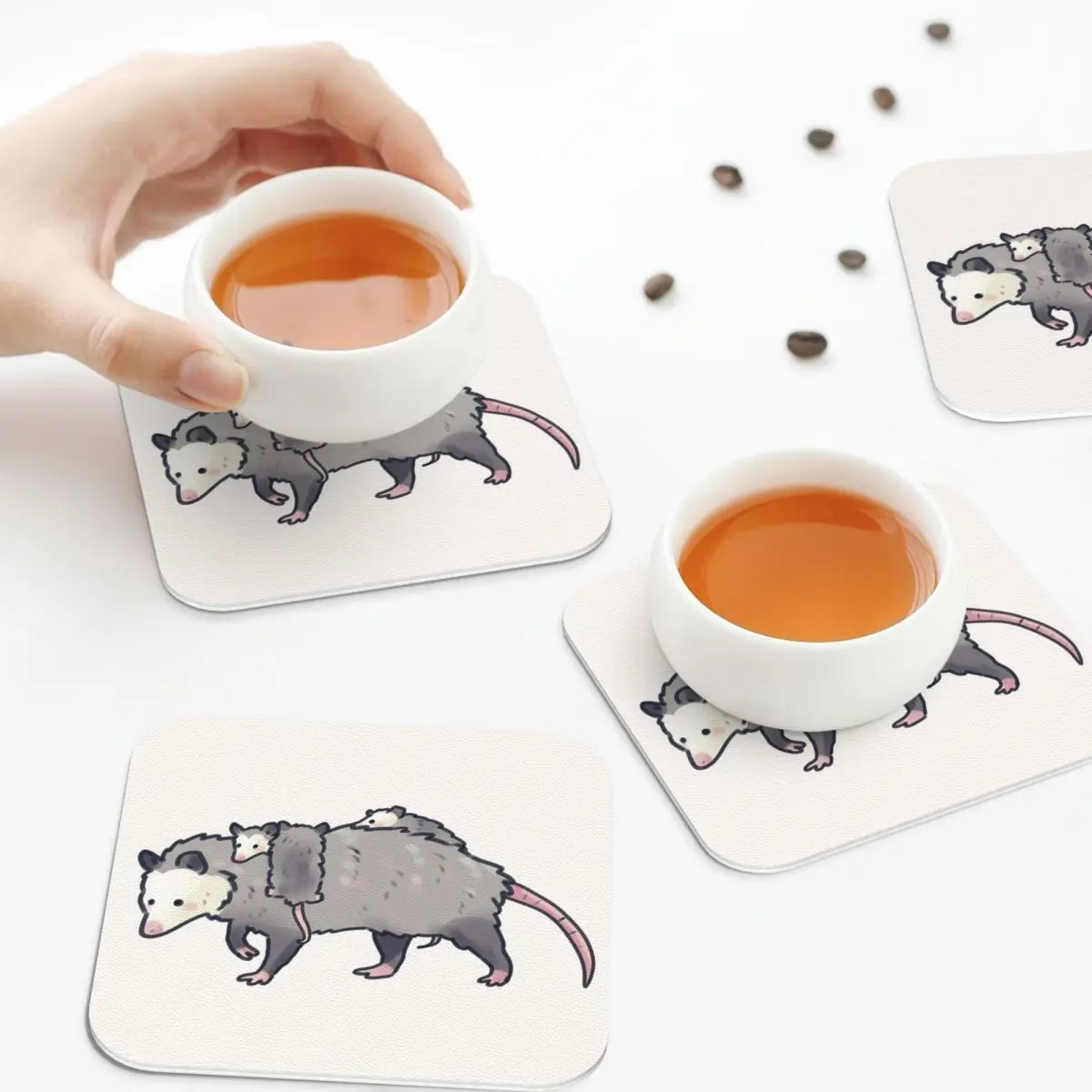 

Очаровательные семейные подставки для опоссума, кожаные салфетки, изоляционные кофейные коврики для дома, кухни, обеденные подушечки, набор из 4 шт.