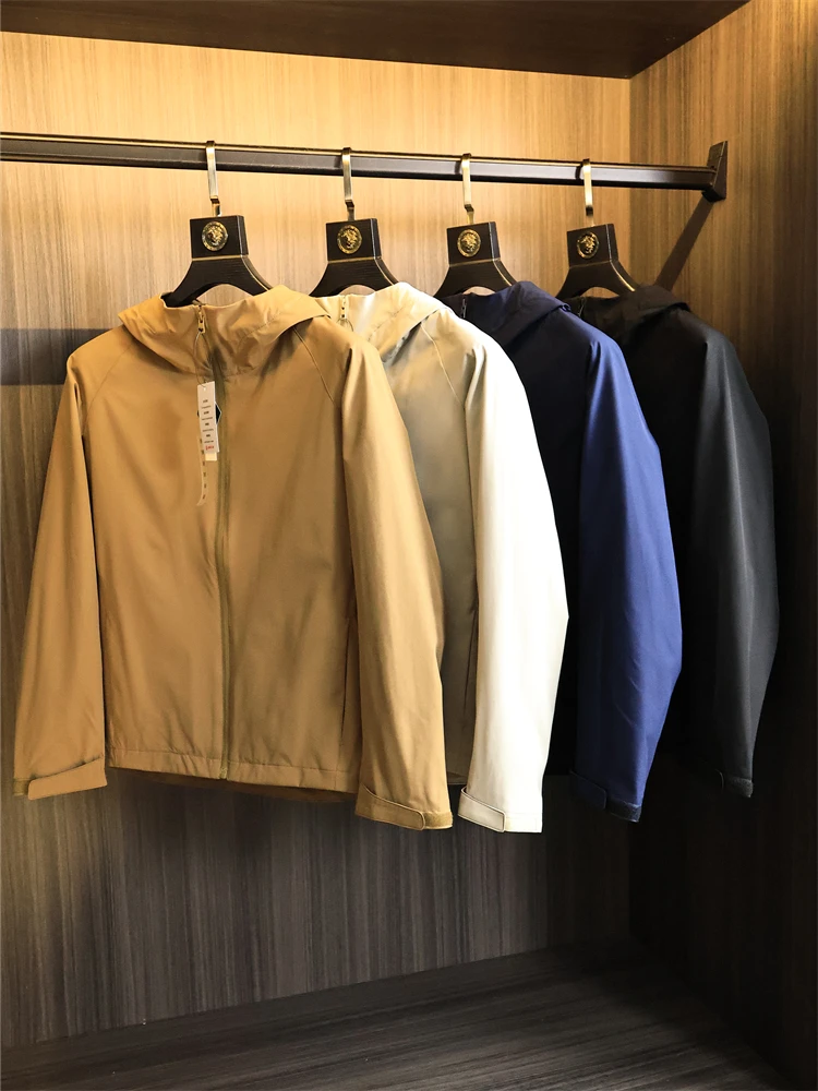 

Мужская спортивная куртка на открытом воздухе, ветрозащитная, водонепроницаемая, весна 2025 Faion, городское свободное длинное пальто с капюшоном све, молодежное повседневное использование