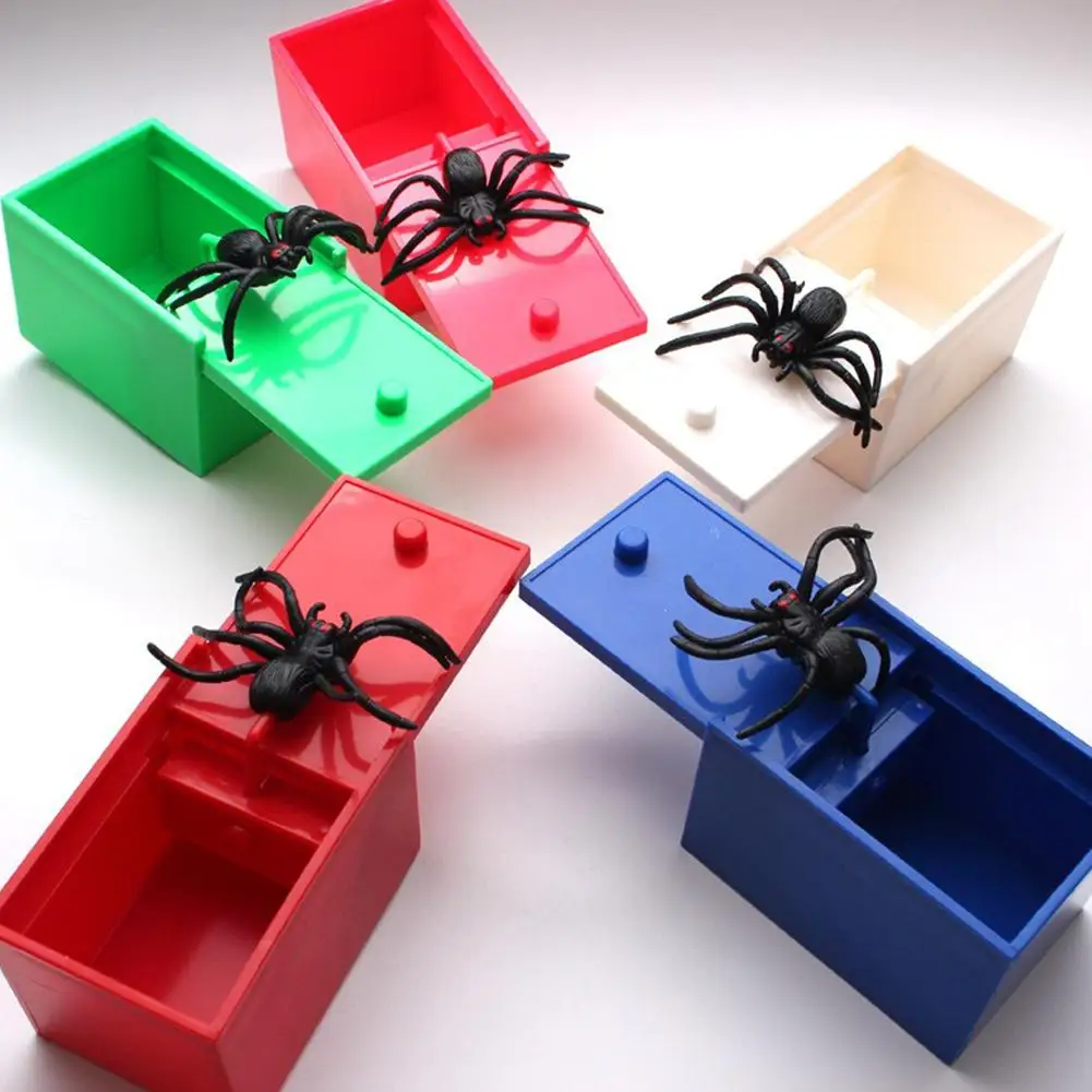 1Pcs Prank Scary Box Halloween Surprising Box Scare Toy Box Fake Spider Friend Funny Play Scary Gift Spoof Tricky Plastic Box