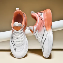 Zapatillas de correr ligeras para hombre y mujer, zapatos deportivos de malla con cordones para caminar al aire libre, talla Extra grande 36-50