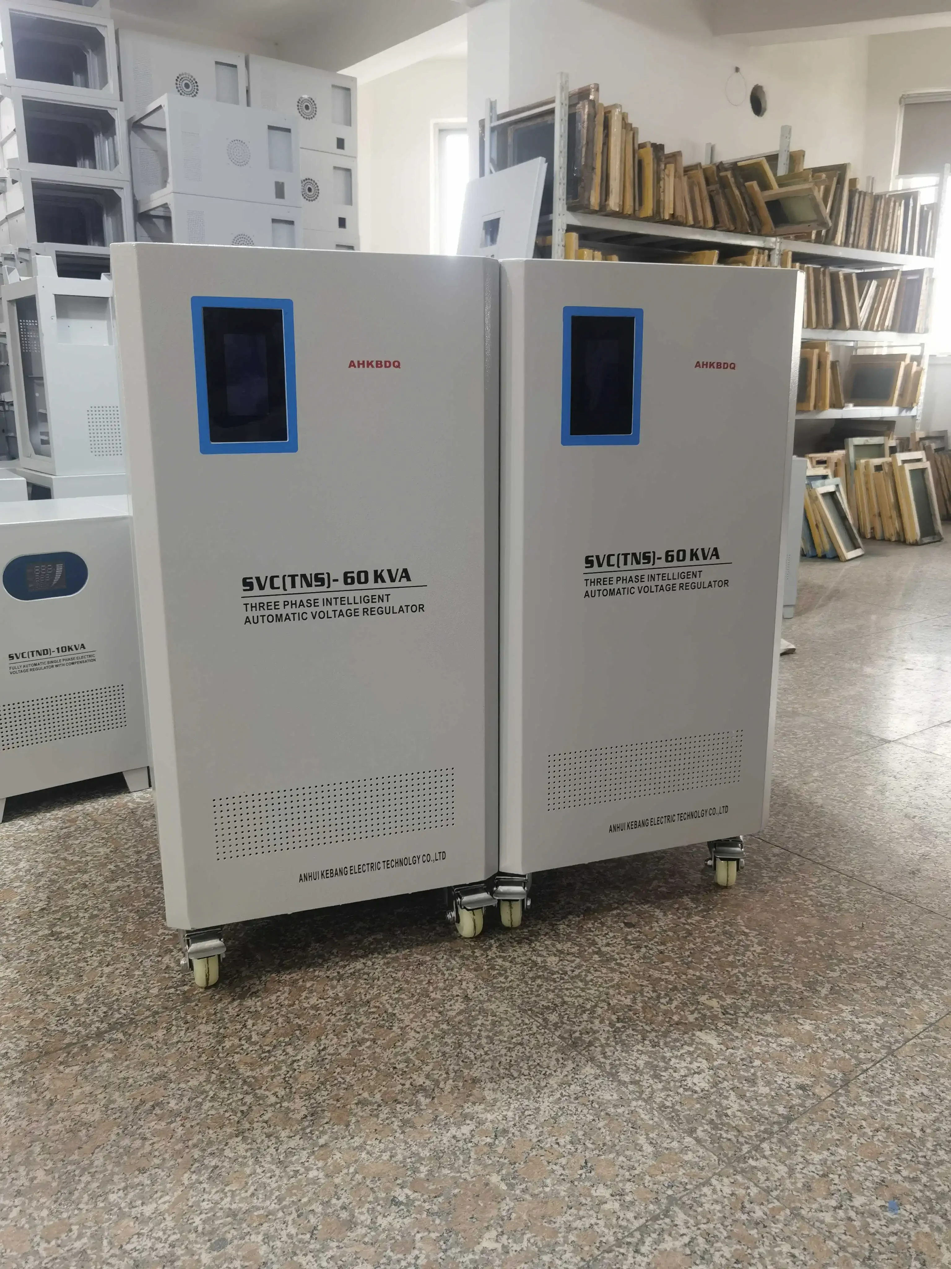 # Estabilizador automático del regulador de voltaje del motor de voltaje 380v 3kva 6kva 15kva 20kva 50kva 60kva
