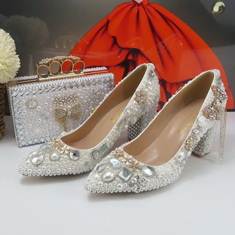 2023 New Arrival White Bridals Wedding Shoes and bag Set Woman Thick Heel Shallow Party Shoes Matching Bag Female High Pumps