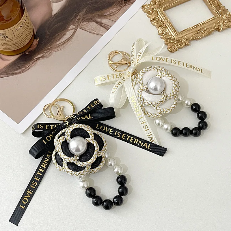 Women\'s Handmade Fabric Bow Keychains Black White Pearl Chain Camellia Key Chain Car Key Ring Bag Charm Girl Keyring Gifts Korea