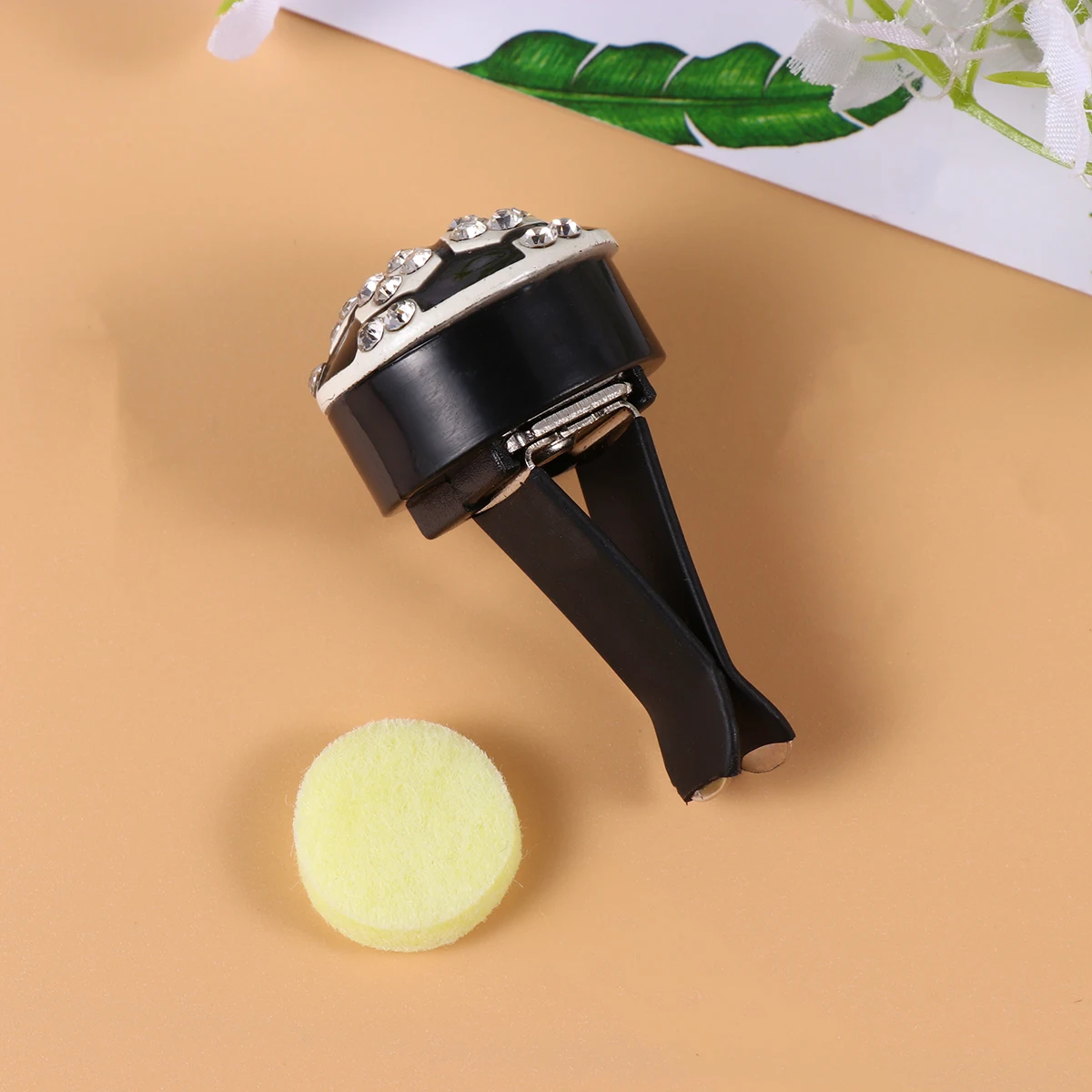 

Car Air Vent Clip Decorations Mini Holder Stress Relief Driving Alert Fragrance Balm Car Interior Accessories