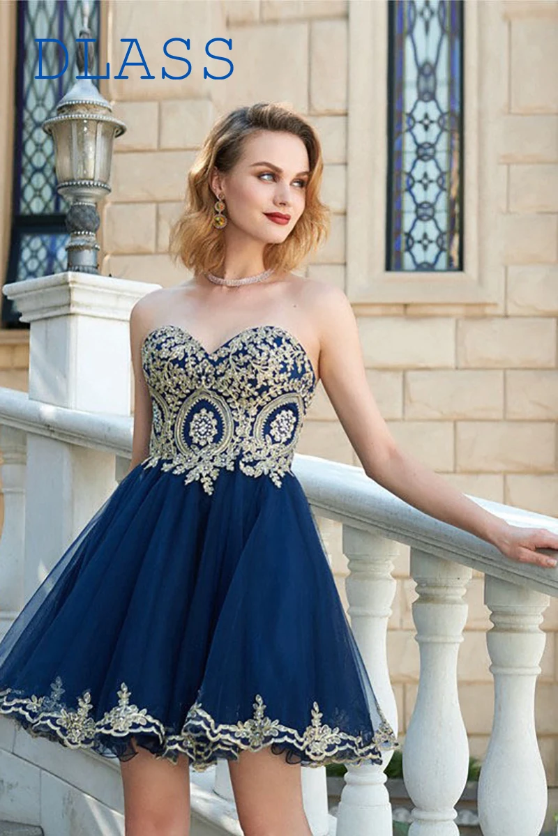 

2023 Princess Sweetheart Neck Homecoming Dress Strapless A-line Back Zipper Up Backless Vintage Short Prom Dress with Appliques