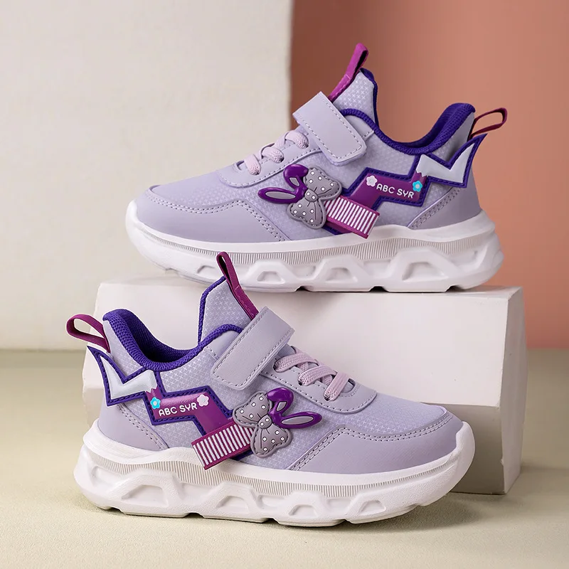 

Новые кроссовки для девочек, модная кожаная детская повседневная обувь с милым принтом бабочки, уличная нескользящая школьная детская спортивная обувь для бега