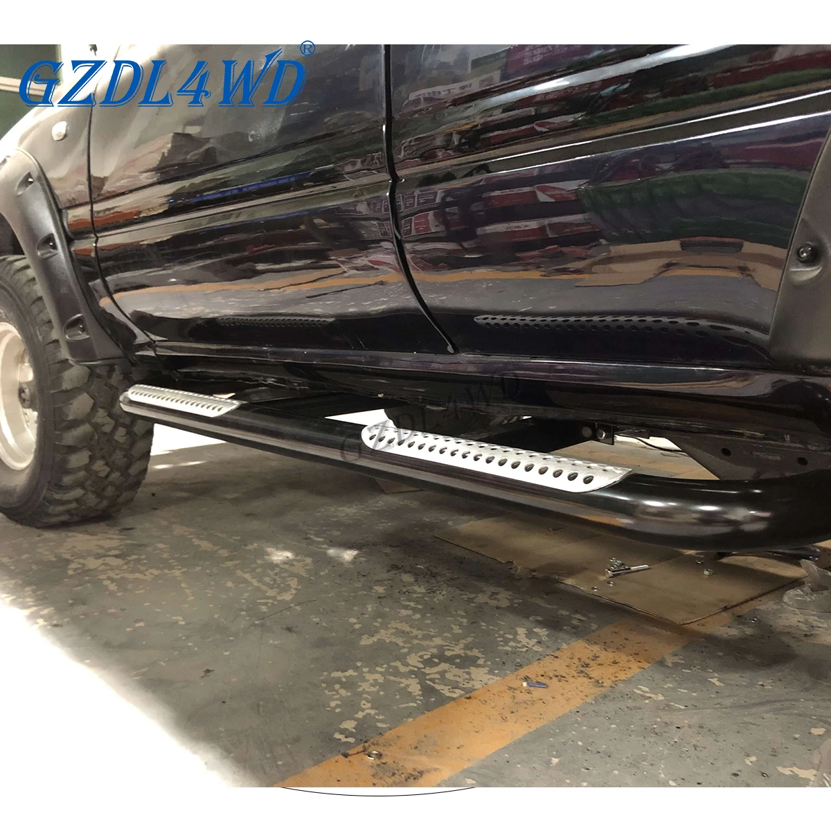 Stopień boczny do samochodu terenowego 4WD, pasujący do LC80 FJ80, progi do drzwi, platforma boczna, stopień na zamówienie