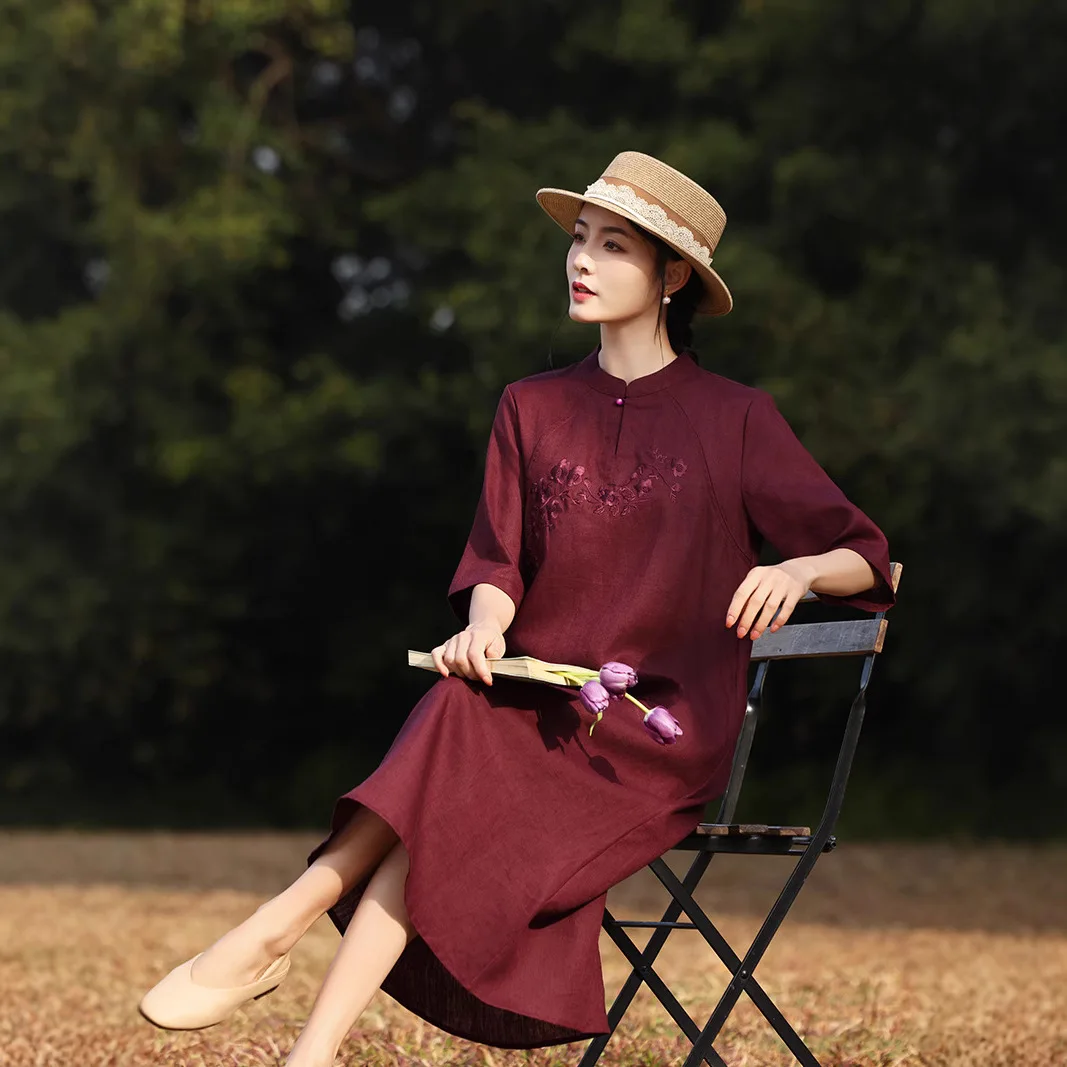 

Hemp dress five-quarter sleeve stand-up collar buckle embroidery embroidery improved cheongsam fashion casual versatile simple t