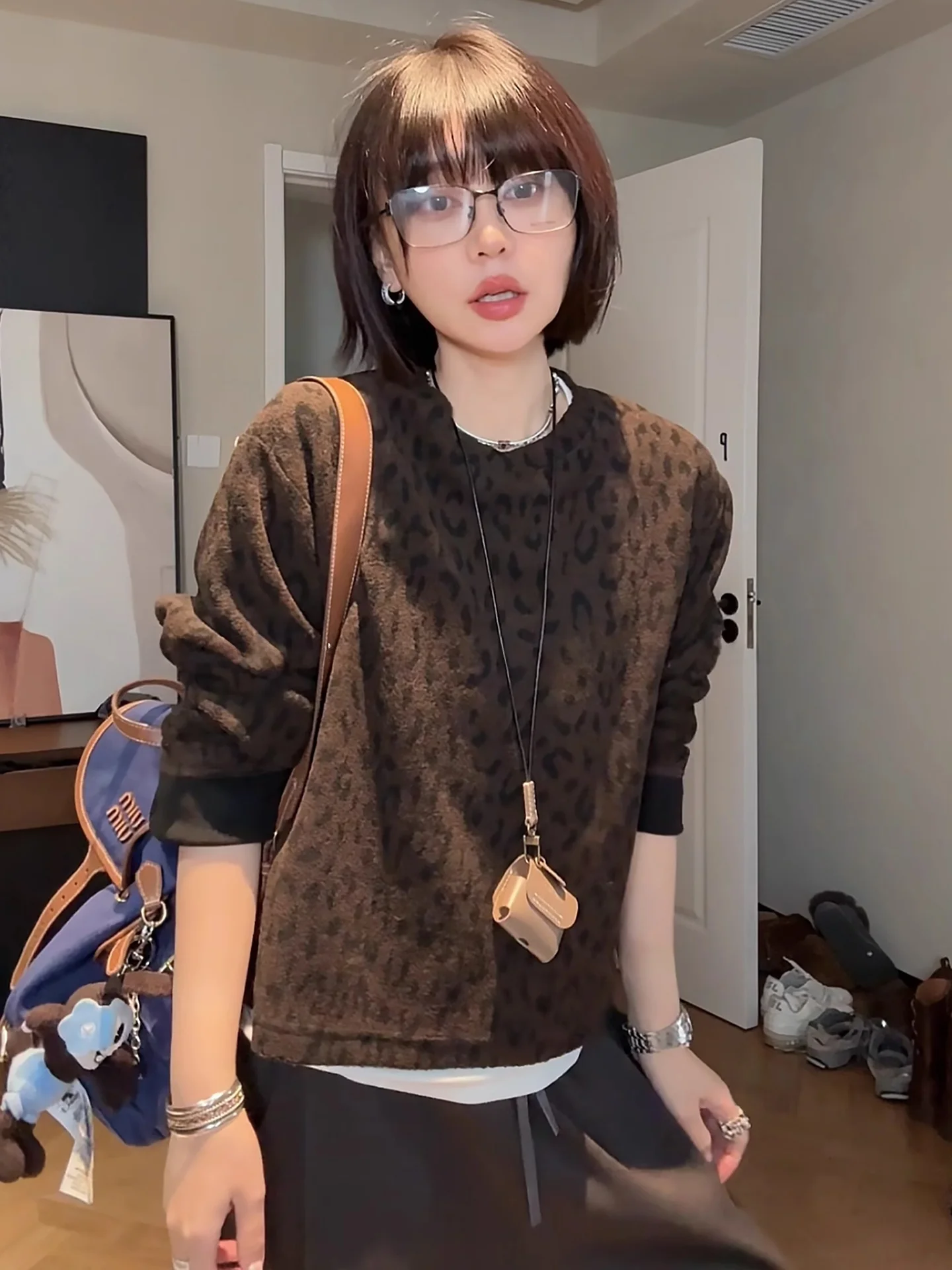 เสื้อไหมพรมลายเสือดาวสไตล์เกาหลี แขนยาวทรงหลวม แฟชั่นลำลองสำหรับผู้หญิงไซส์ใหญ่ เสื้อผ้าฤดูหนาว