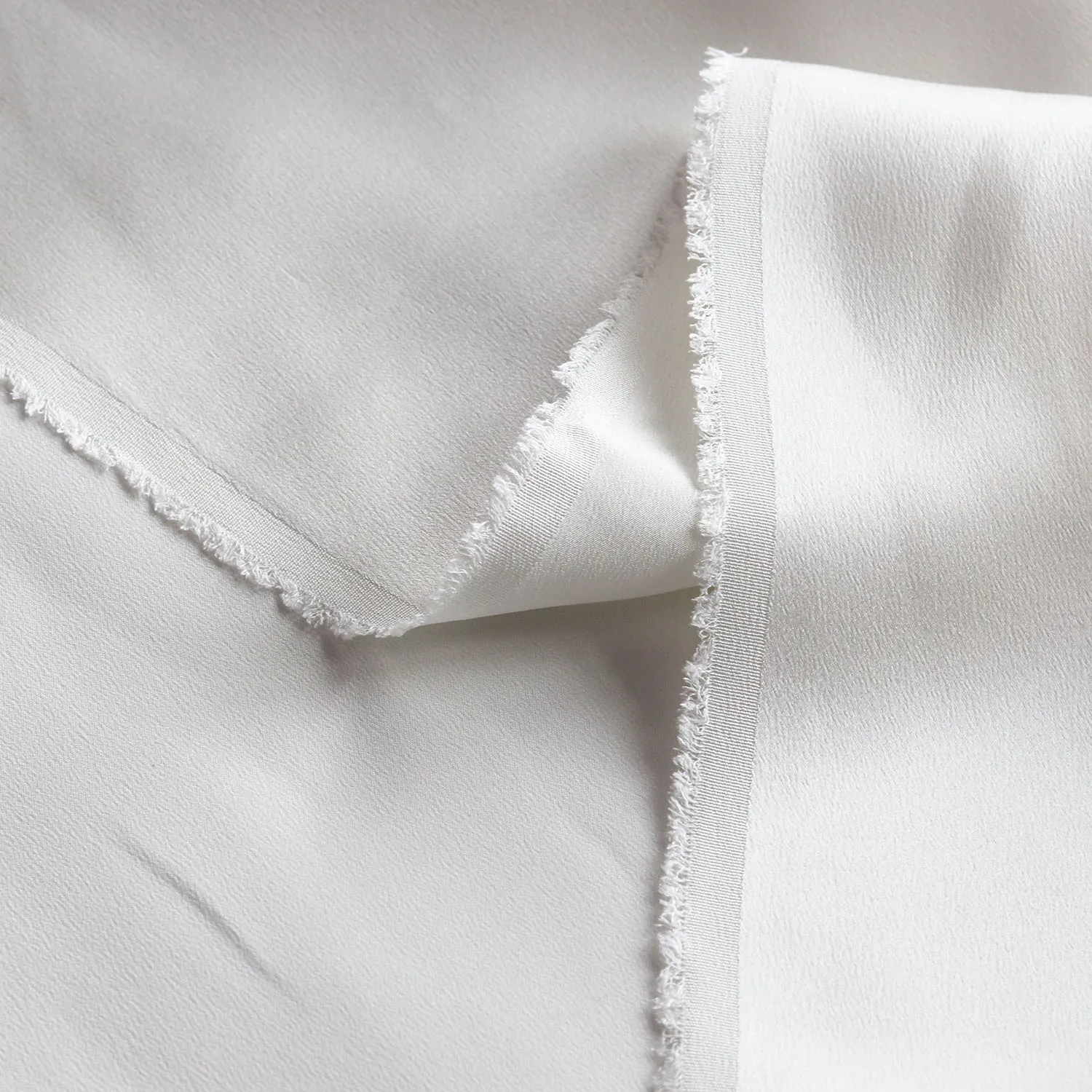 Heavy 100% Mulberry Pure Silk Crepe Satin White Fabric for Wedding Dress Cheongsam Cloth DIY Sewing Free Shipping 30 Momme Sale