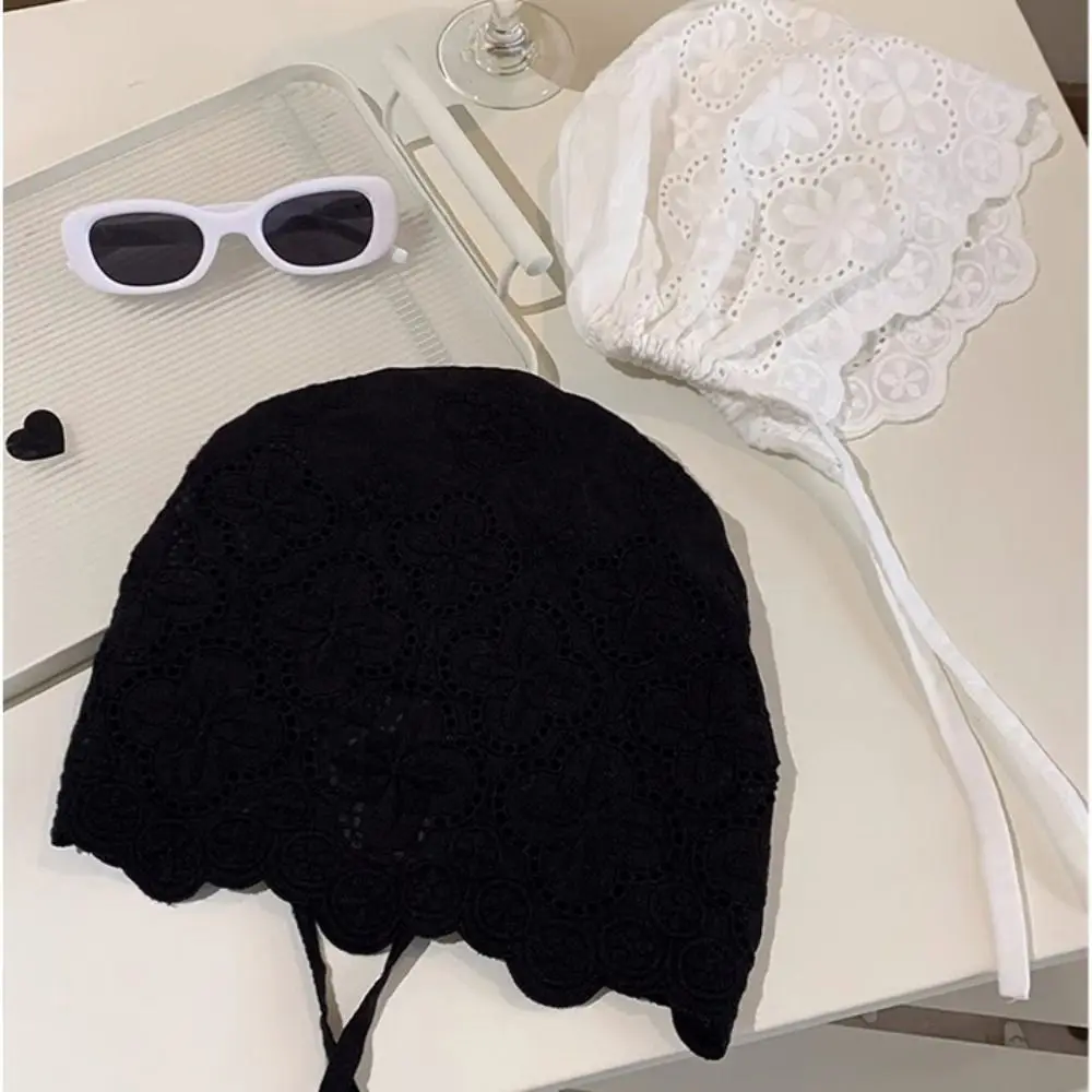 

Fashion Hollow Out Embroidered Lace Hat Breathable Y2k Beanies Hat Korean Style Spicy Girl Skullcap Apparel Accessories