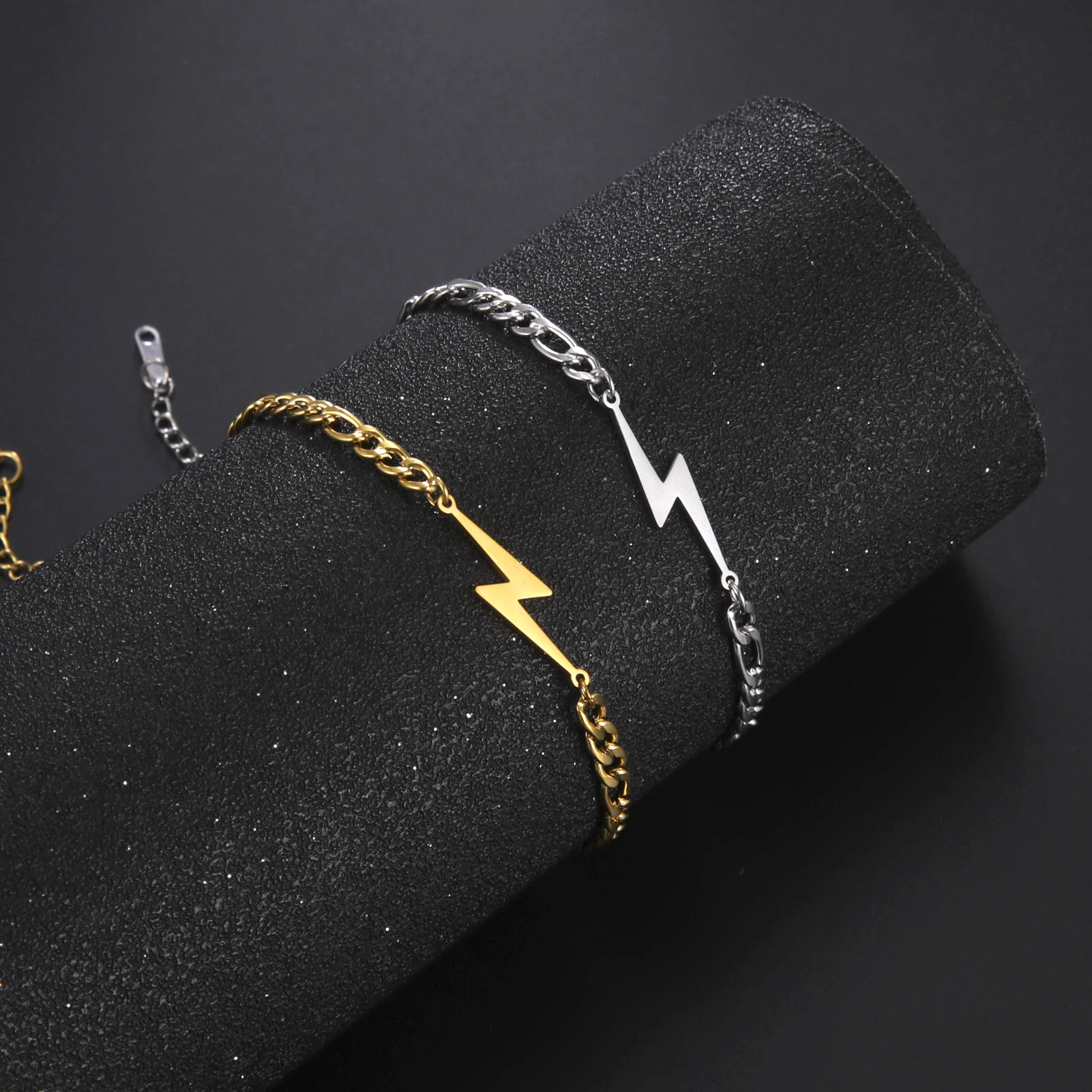 Kkjoy Fashion Stainless Steel Gold Color Lightning Bracelets For Women Figaro Chain Female Lover's Jewelry Gift Wholesale