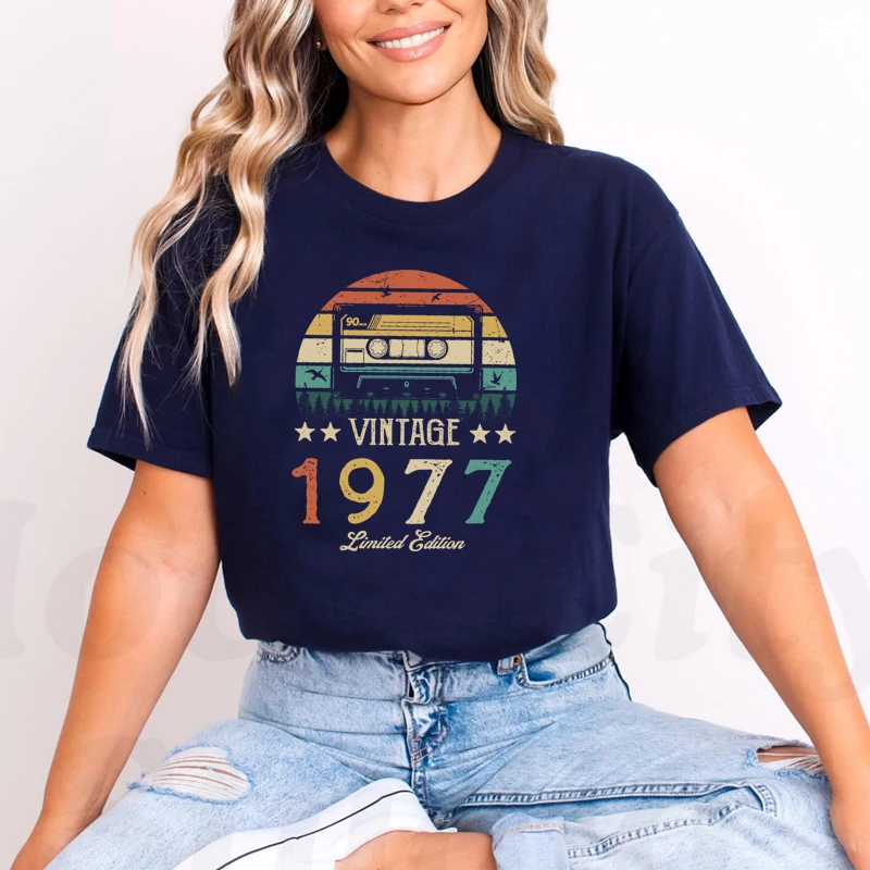 vintage tape 1977 Sunset Limited Edition 47th 47 Years Birthday Women T Shirt Mothers gift Ladies T-Shirt Retro Tops