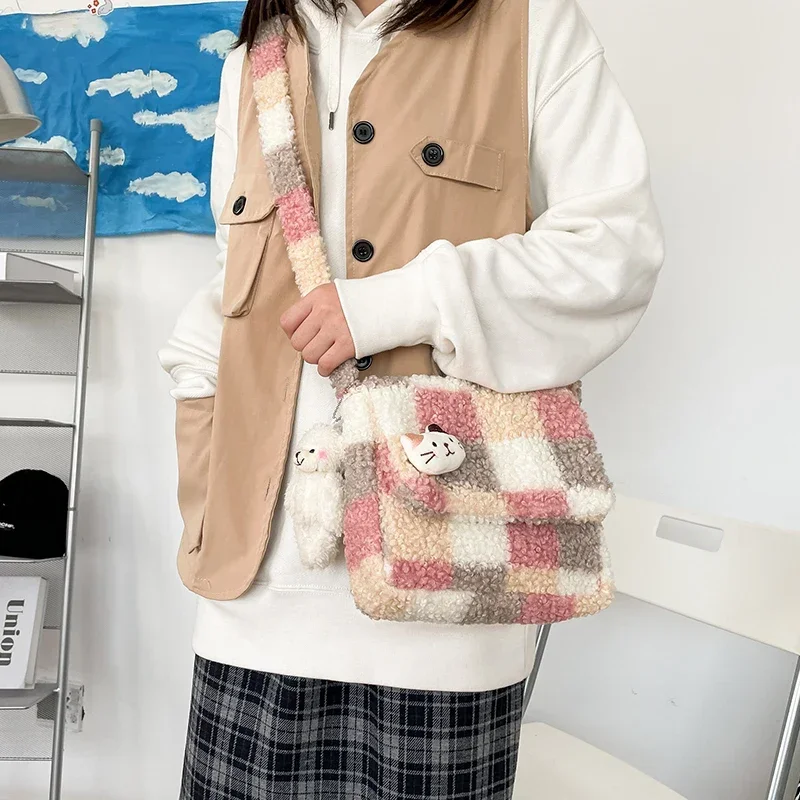 

Japanese Style College Style Fashionable Plush Plaid Shoulder Bags Cute Cartoon Cat Student Bags Shopping and Leisure Phone Bag