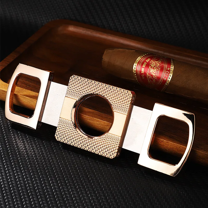 

Stainless Steel Gold Cigar Cutter Sharp Portable Scissors Blade Cigar Guillotine Pocket Cutting Knife Cigar Accessory Man Gift