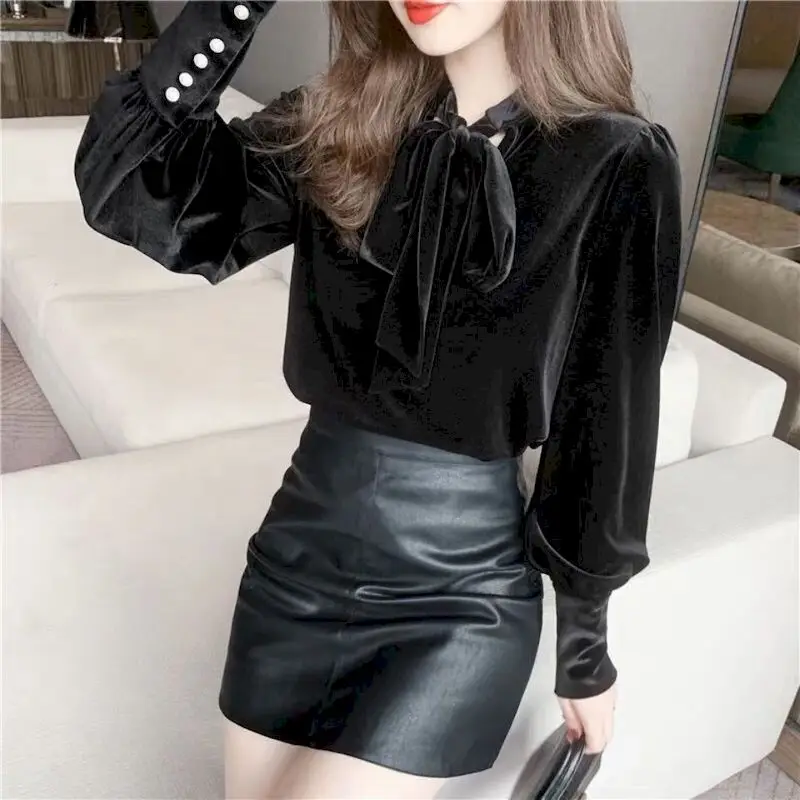 Fashion Gold Velvet Blouse Women Puff Sleeve Design Sense Niche Bowknot All-in-one Shirt Inner/outer Wear Womens Tops Autumn New