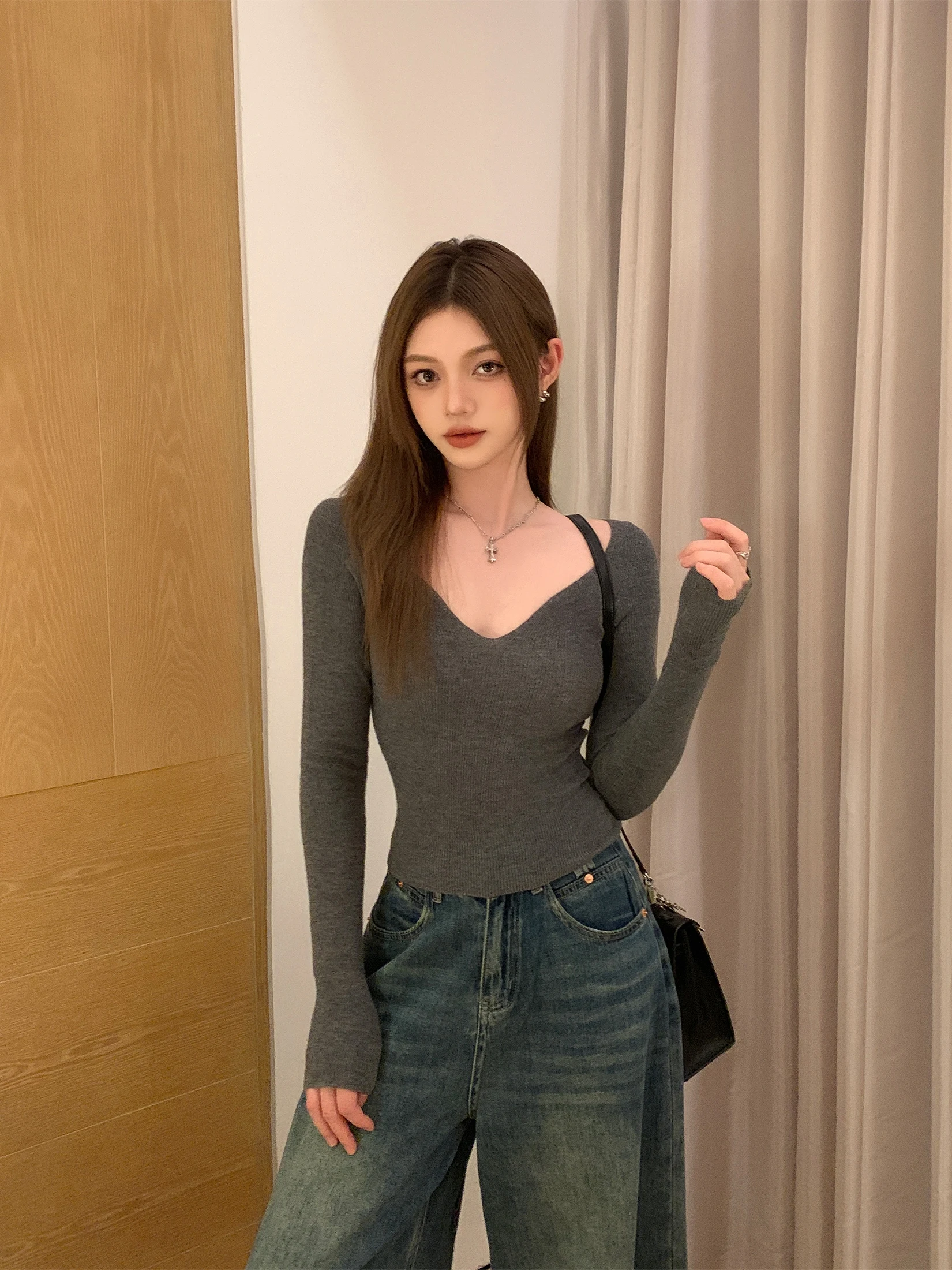 

Женский приталенный трикотажный топ EU IIWAN с V-образным вырезом, длинным рукавом, базовый, с дизайном на плечах, для повседневной носки, из шерстяной смеси