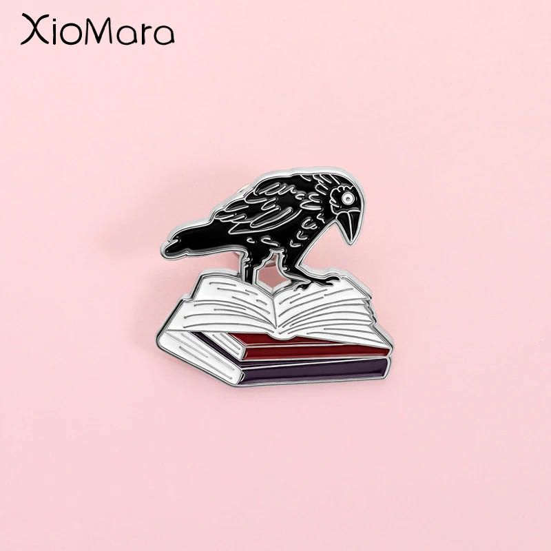 Dark Gothic Raven Enamel Pin Vintage Raven Book Decoration Dark Mystery Literature Badge Unisex Daily Fashion Accessory Gift
