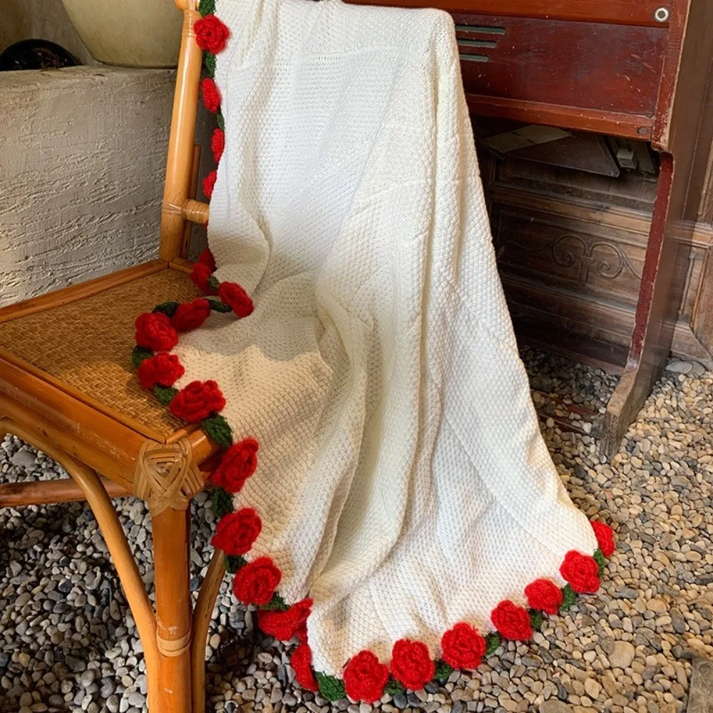 

Creative Crochet Rose Bouquet Blanket Finished Fashion Knitted Flower Blanket Soft Flower Hugging Blanket Birthday Gift