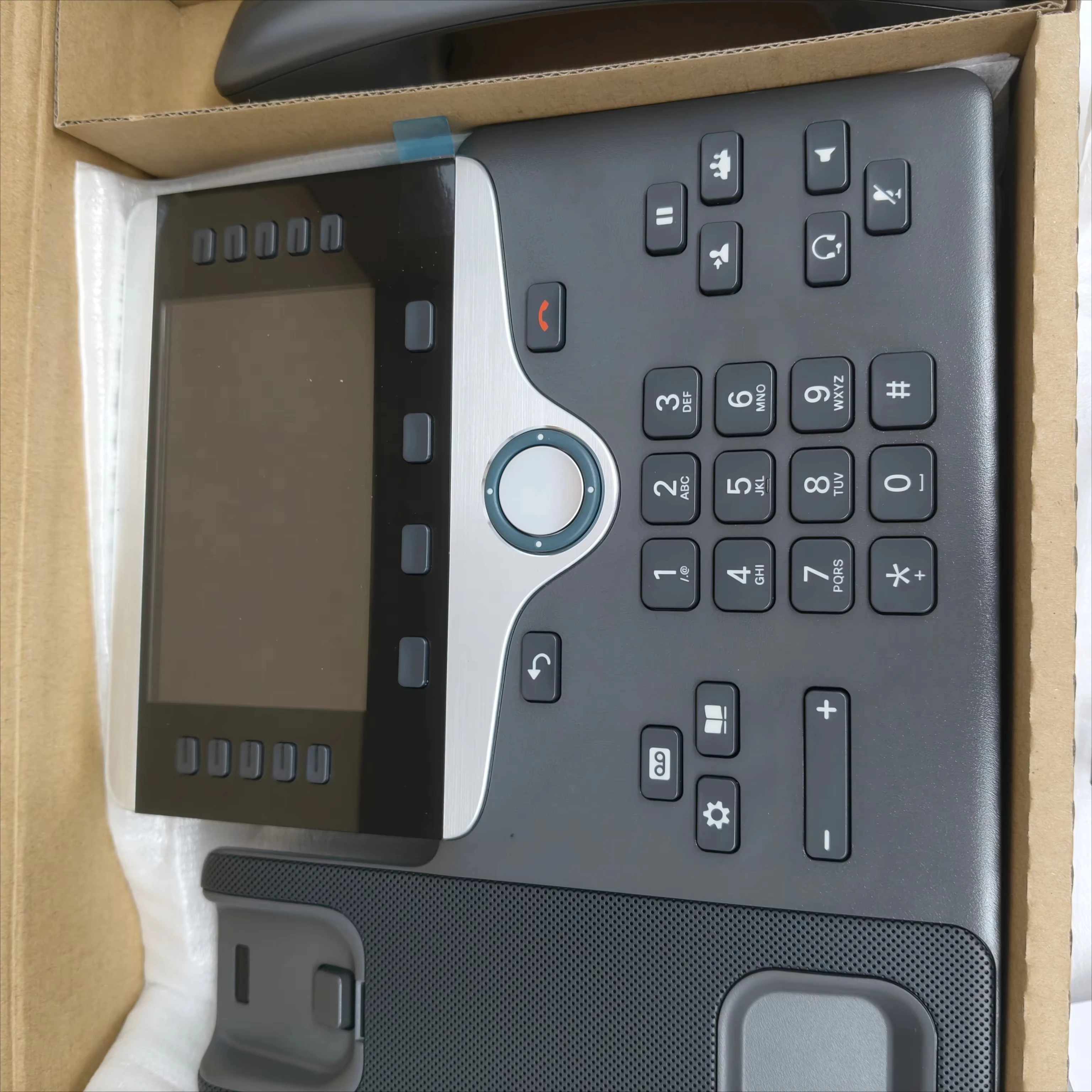 Original New CP-8861-K9 IP Phone 8861 UC Phone Gigabit Ethernet Crystal Clear Voice Quality Ideal for Enterprise