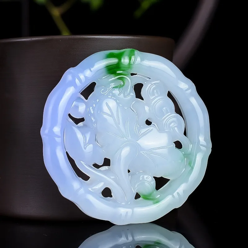 Emerald Green White Jade Hollow Lotus Leaf Pendants for Men and Women Have Money and Exquisite Pendants Overnight.