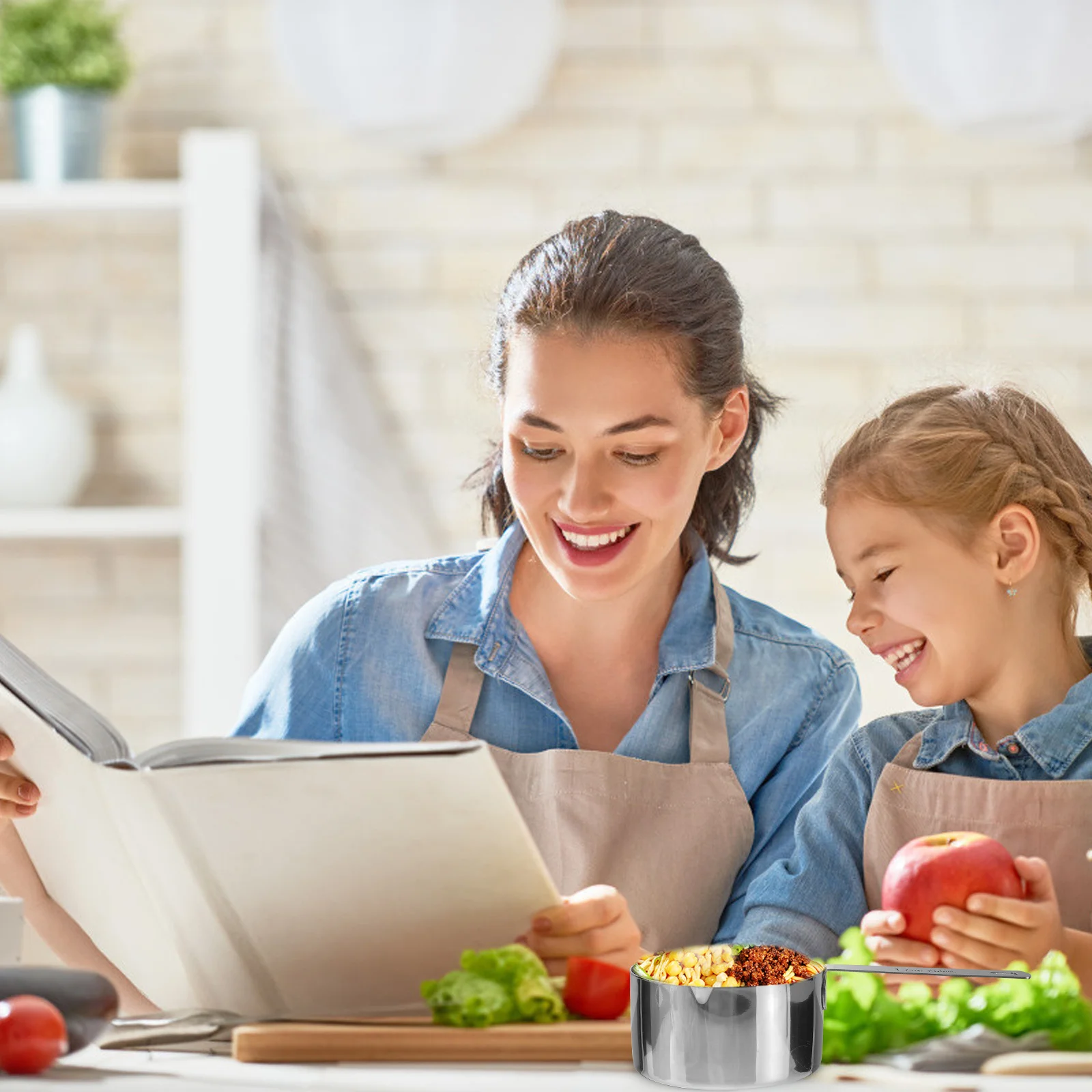 

Stainless Steel Saucepan 250ml Multi Functional Cooking Pot for Sauce Gravy Tea Soup Food Kitchen Cookware