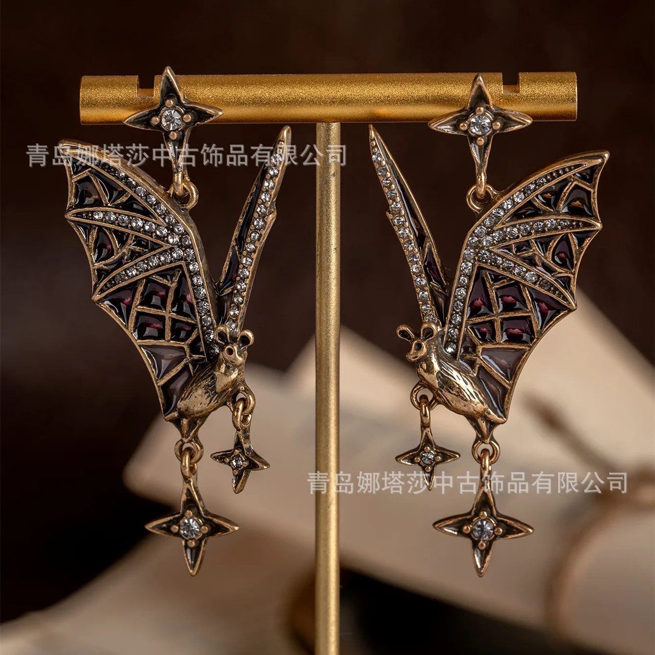 Retro unique vintage earrings distressed stud earrings craftsmanship silver needle animal earrings