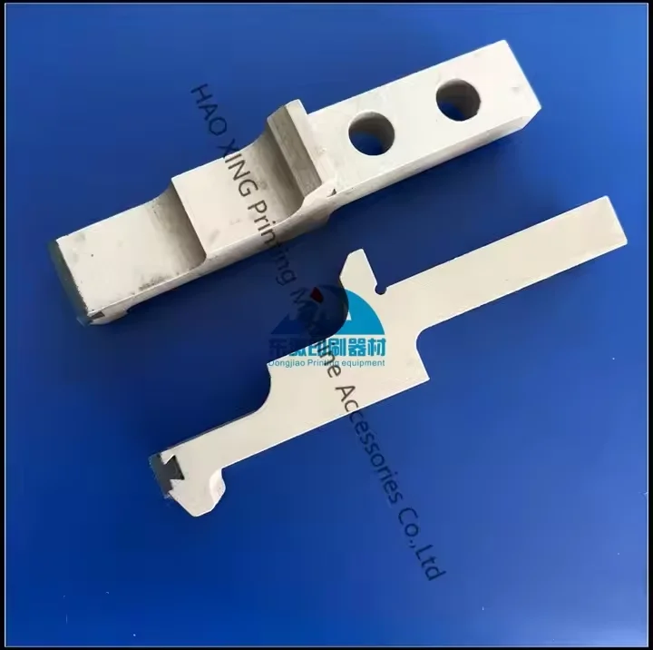 قطع غيار ماكينات الطباعة وسادة القابض لملحقات طباعة الأوفست ميتسوبيشي وسادة القابض أفضل جودة القابض