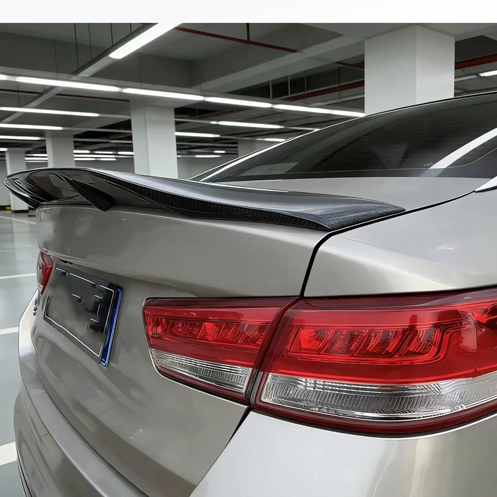 Suitable for 16-18 Kia K5 sedan spoiler, fender, rear tailgate, external components, rear spoiler, ABS material, R model