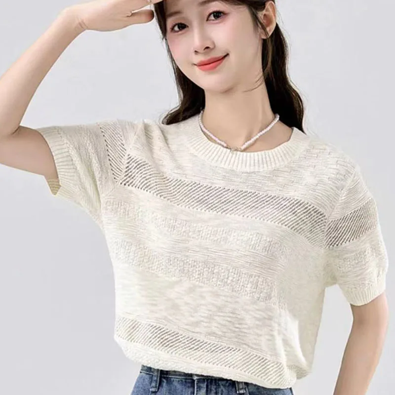 

2024 Summer New Ice Silk Round Neck Short sleeved T-shirt Women's Loose Pullover Women's Top