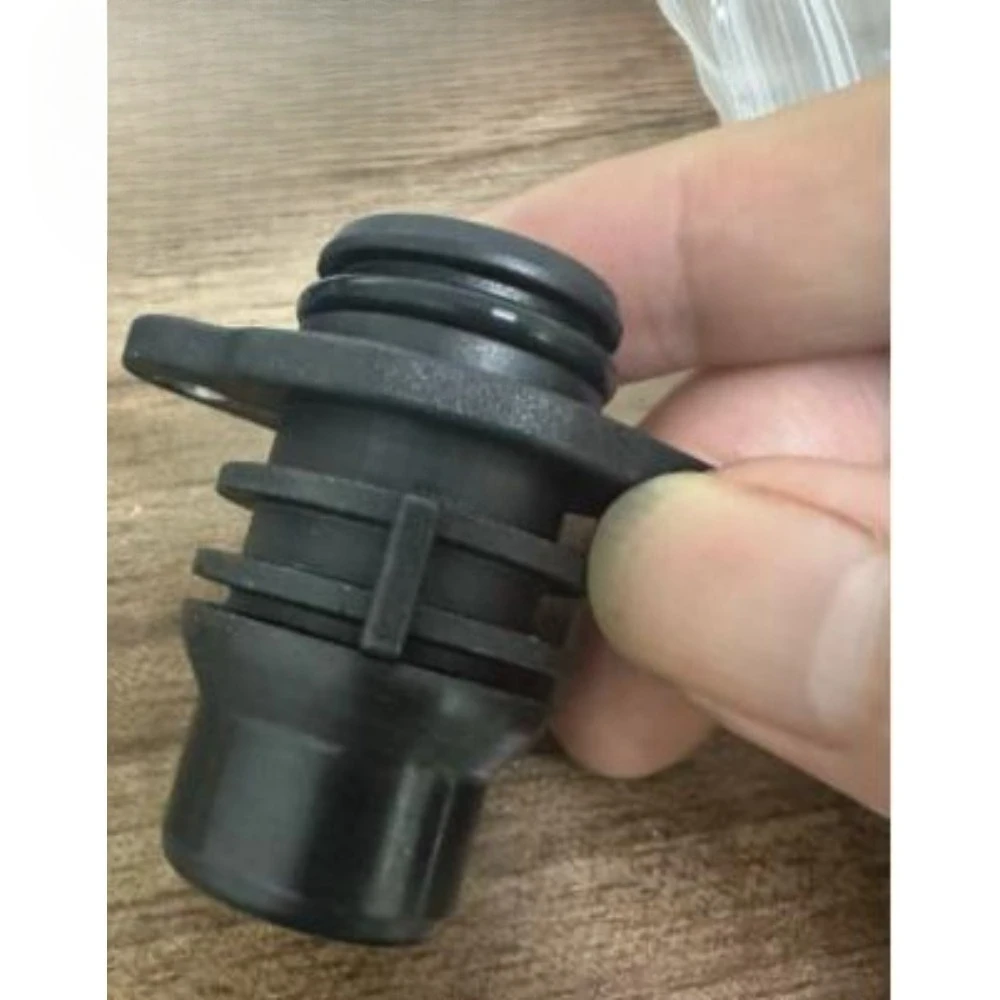 Brand New Accessories for Leapmotor C11 C10 C16 T03 C01 Water Pipe Connector Coolant Hose Joint