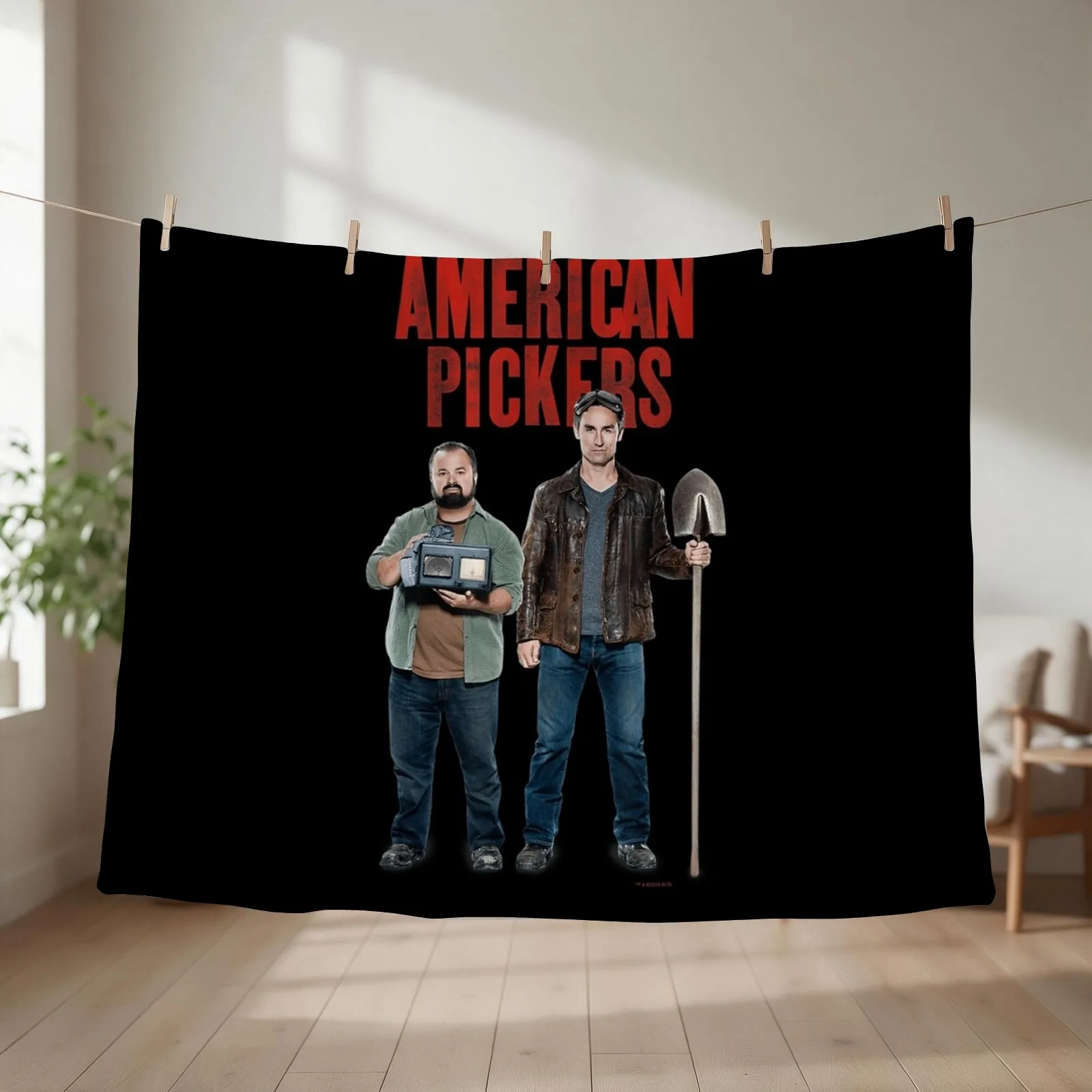 American Pickers - Mike and Frank Comfortable . Throw Blanket couch cozy soft plush fuzzy picnic outdoor blanket
